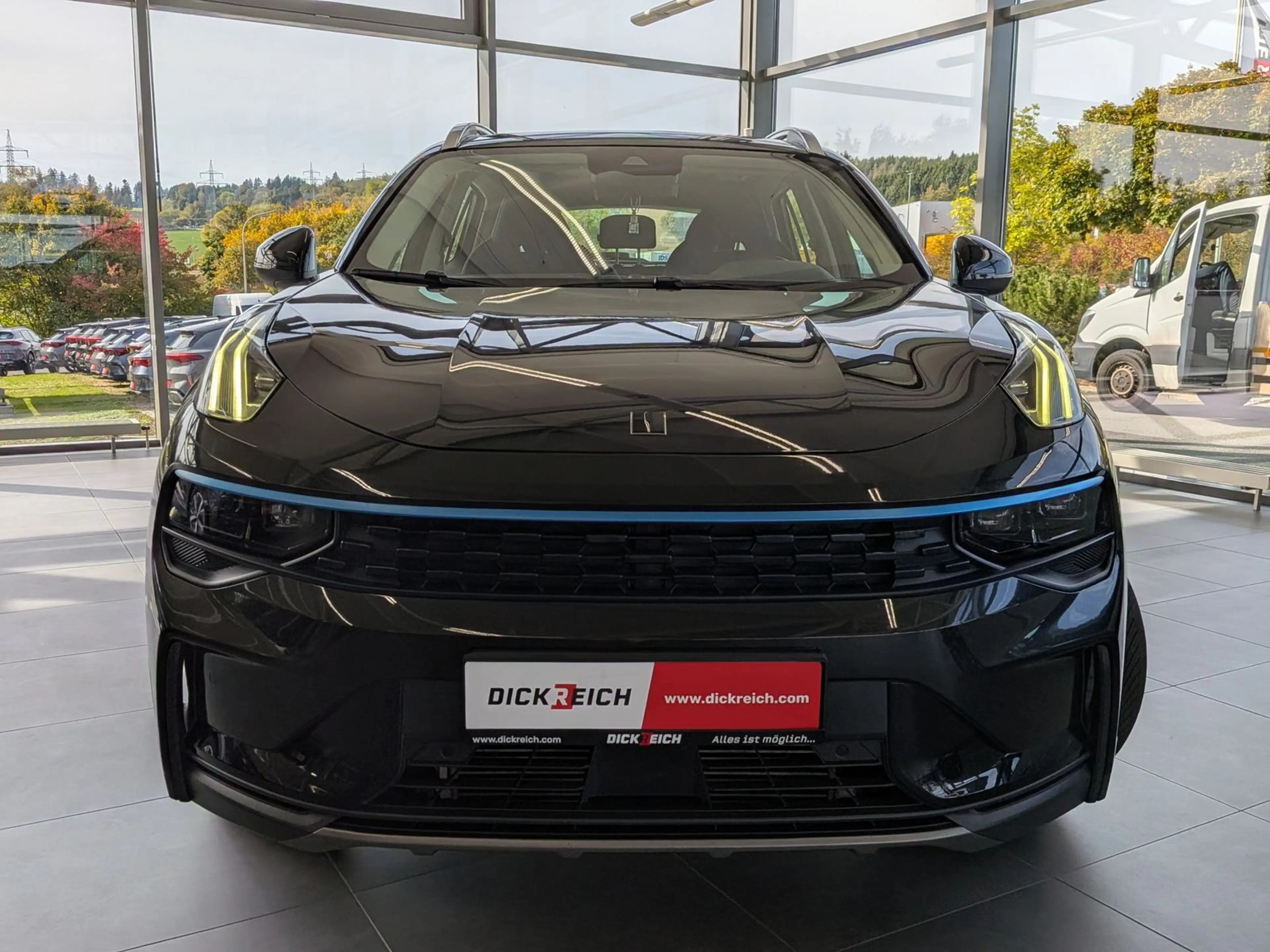 Lynk & Co 01 1.5 TGDI HEV Pano Infinity Kamera ACC LED — photo 3