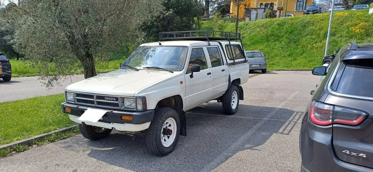 TOYOTA HILUX LN 65 ASI, foto 3