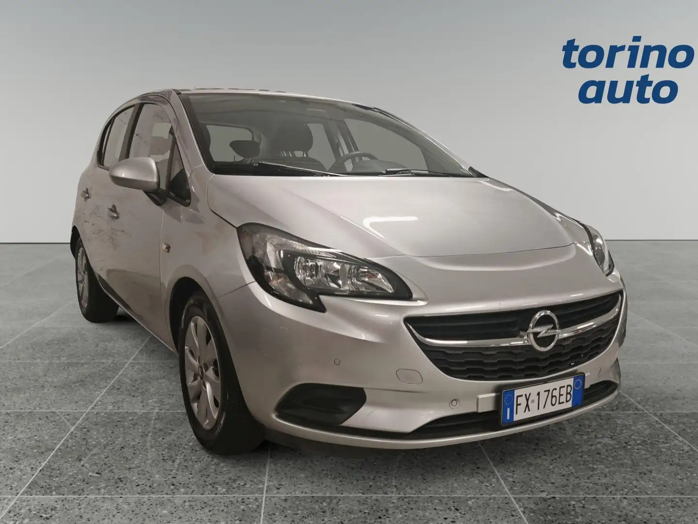 Opel Corsa 1.4 5 porte Advance Gris - 1