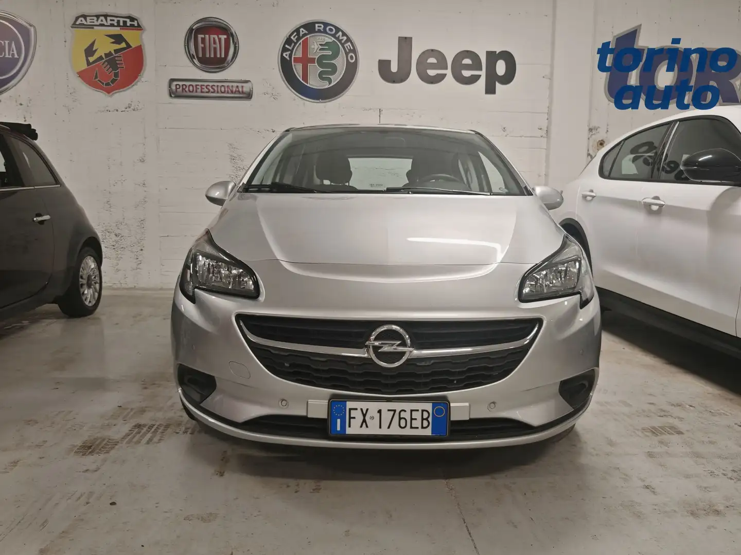 Opel Corsa 1.4 5 porte Advance Gris - 2