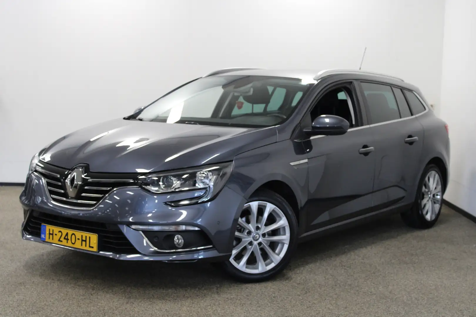 Renault Megane Estate 1.3 TCe GT-Line Grijs - 1