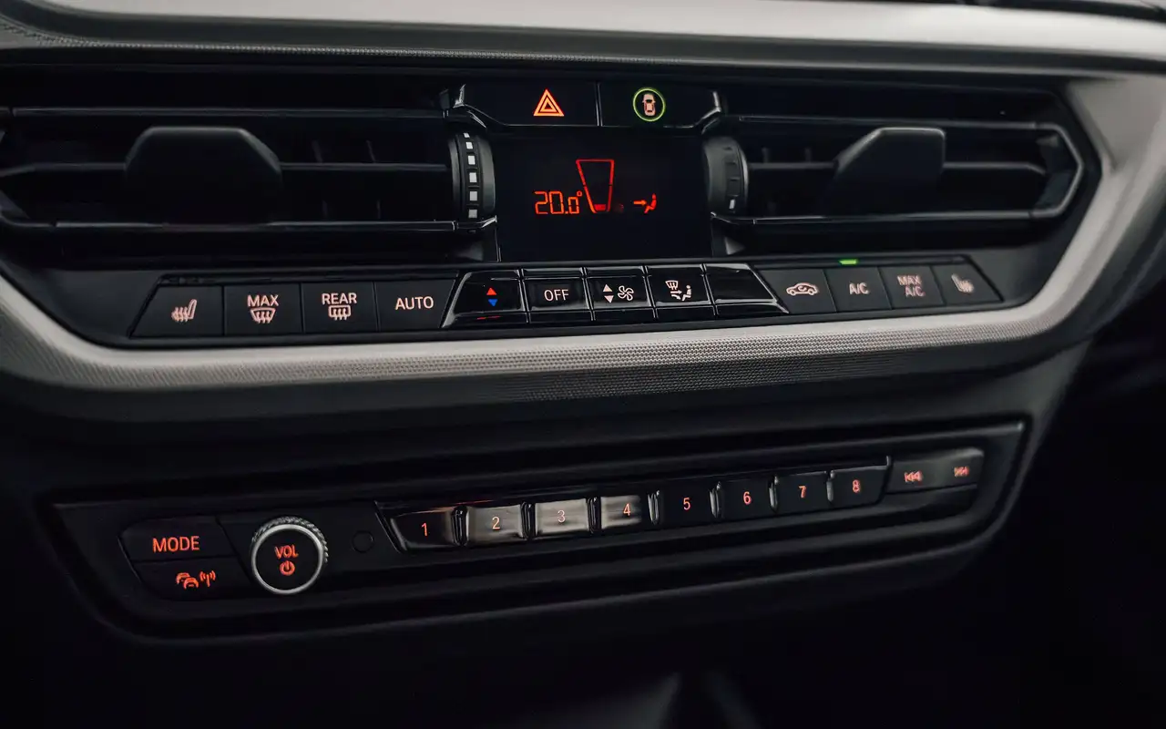 BMW 118 118iA Advantage Incl. LED JA 17" Navi Winter Pack, миниатюра 23