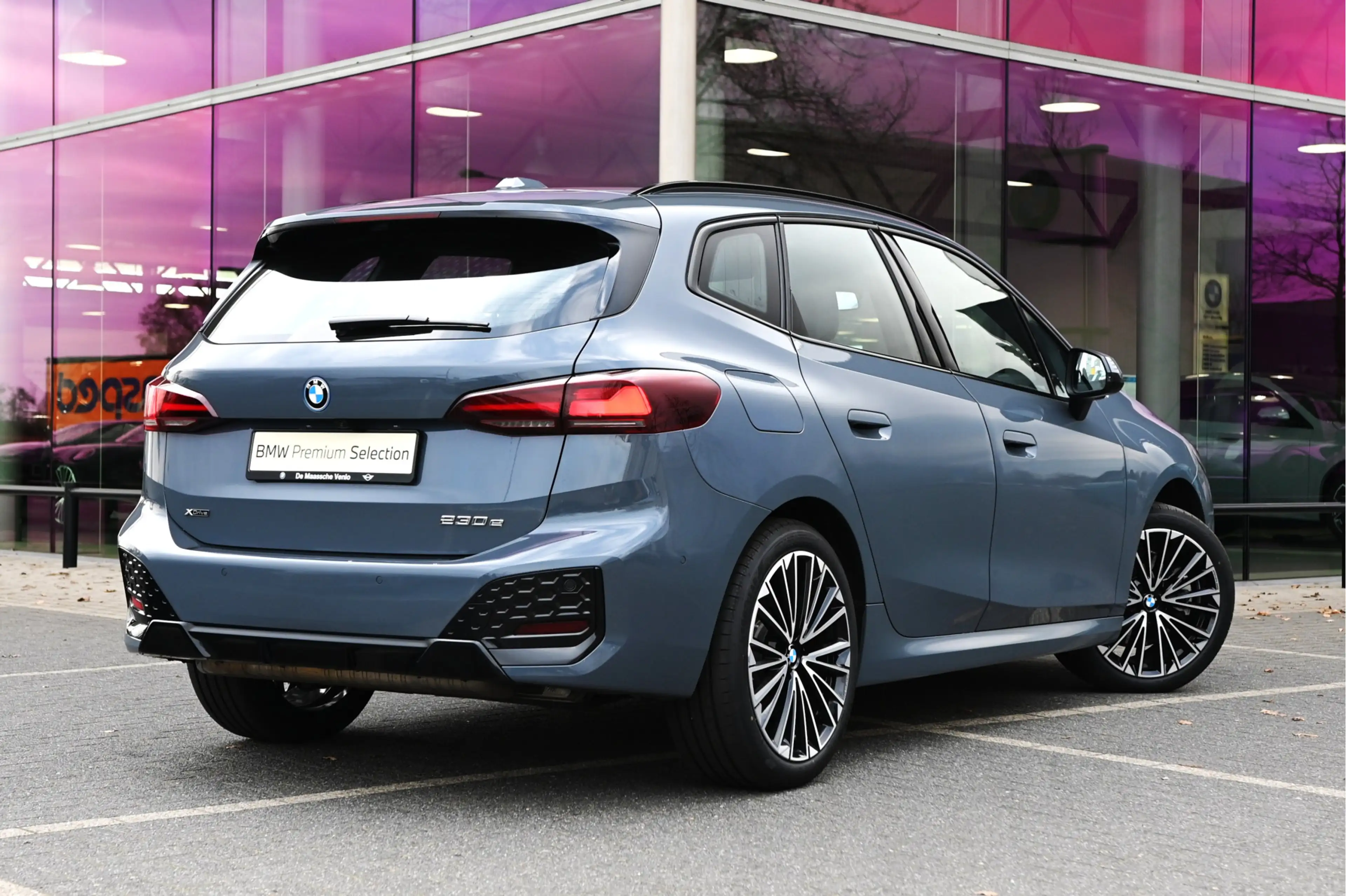 BMW 230 2 Serie Active Tourer 230e xDrive M Sport Automaat — photo 2