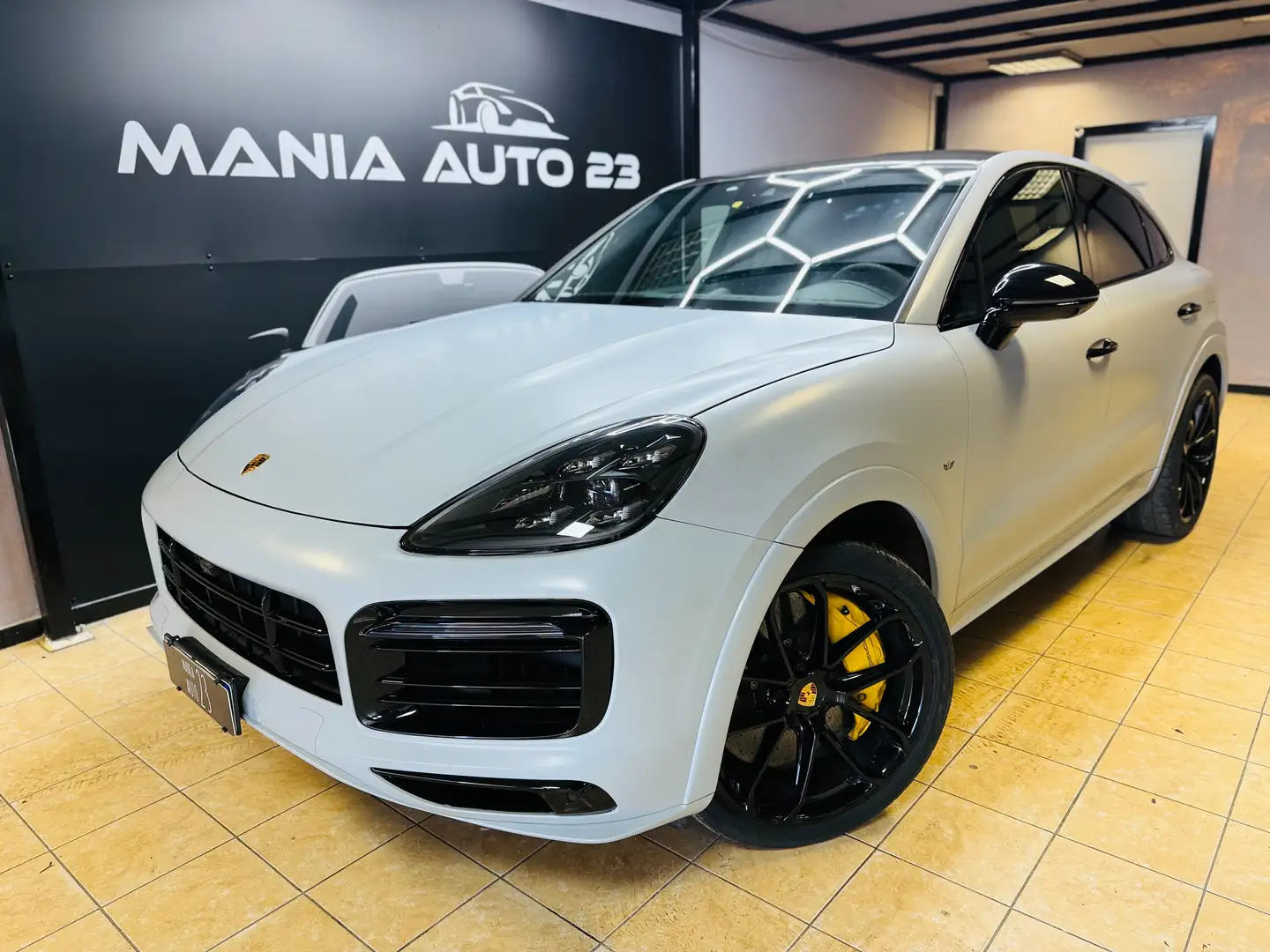 Porsche Cayenne Cayenne Coupe 4.0 Turbo S e-hybrid tiptronic Grigio - 1