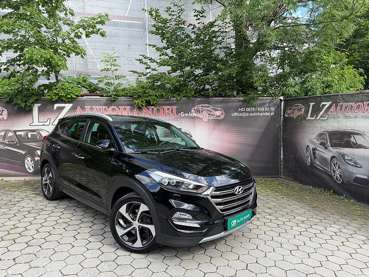 Hyundai TUCSON Tucson 1,7 CRDI Start-Stopp Style Schwarz - 1