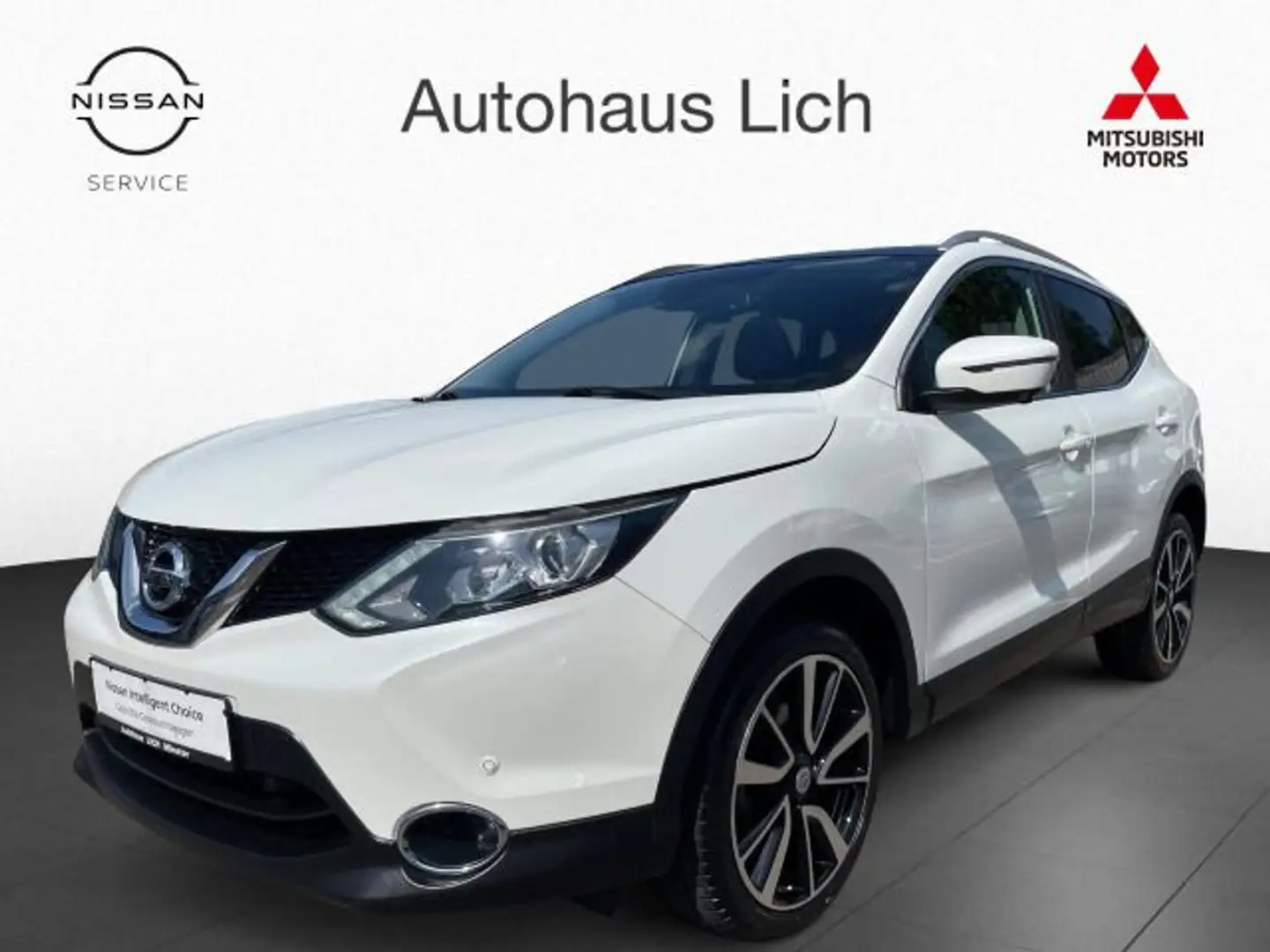 Nissan Qashqai 1.6T Tekna PGD Weiß - 1