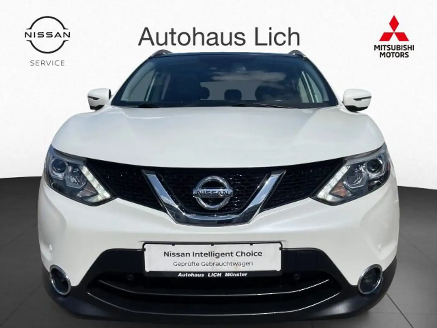 Nissan Qashqai 1.6T Tekna PGD Weiß - 2
