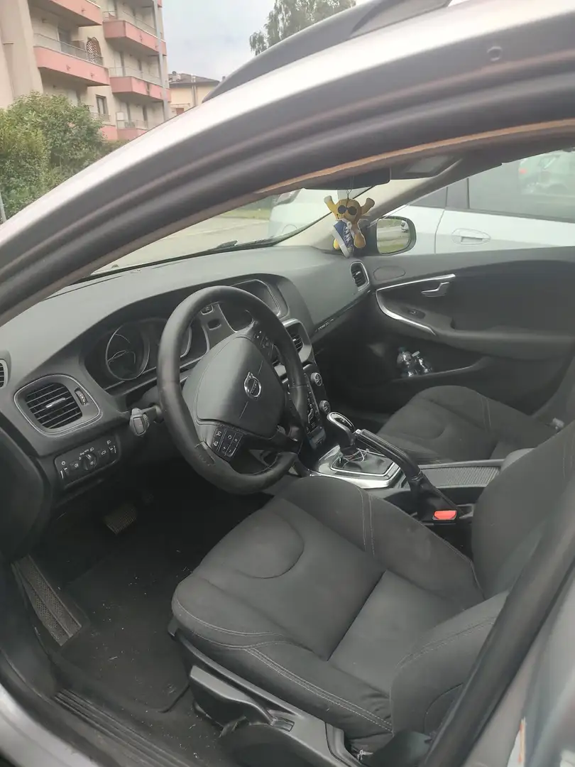 Volvo V40 Cross Country V40 II 2012 Cross Country 2.0 d2 Plus geartronic Zilver - 2