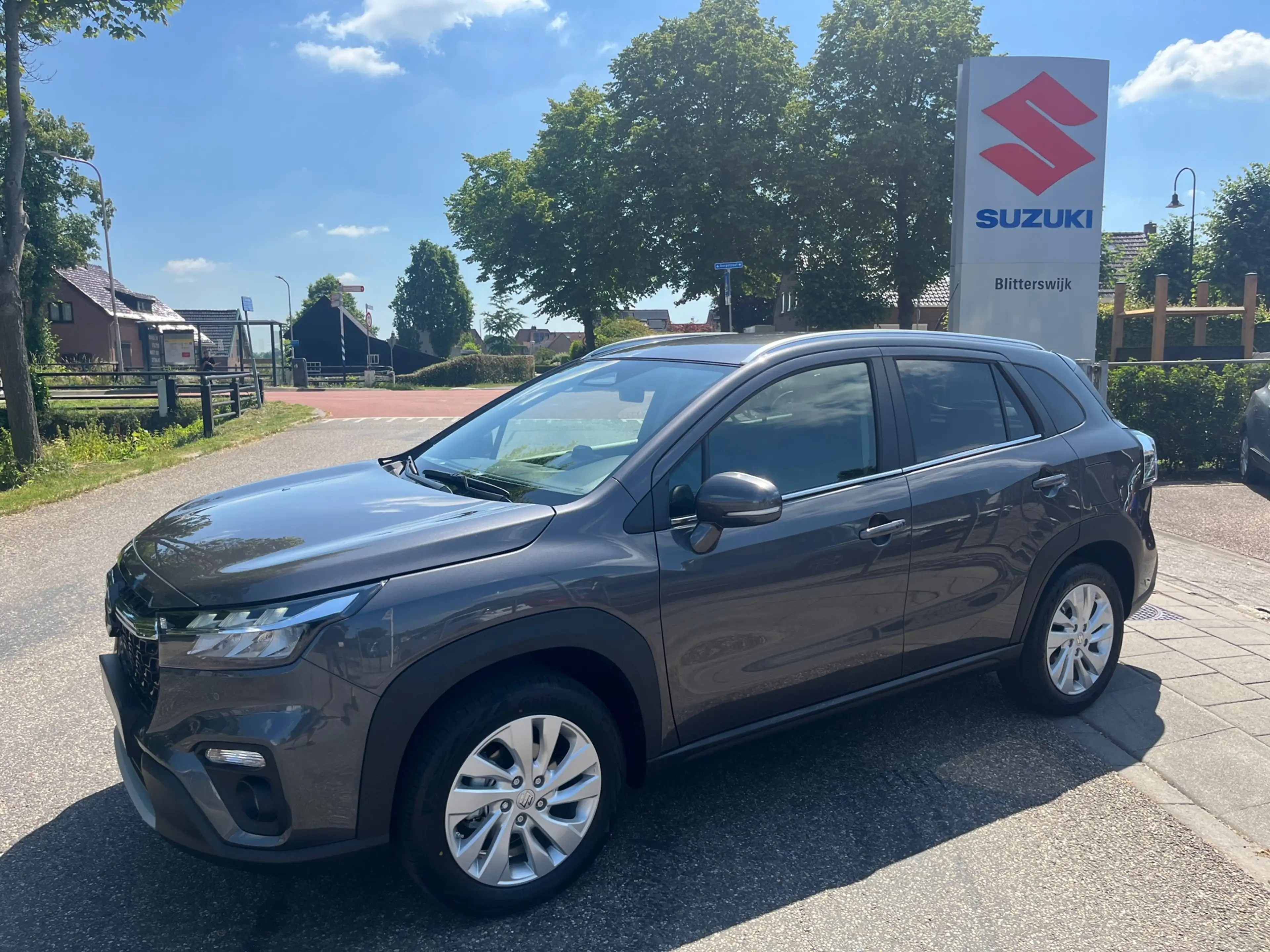 Suzuki S-Cross 1.4 Boosterjet Select Smart Hybrid ACTIE ACTIE // — photo 2