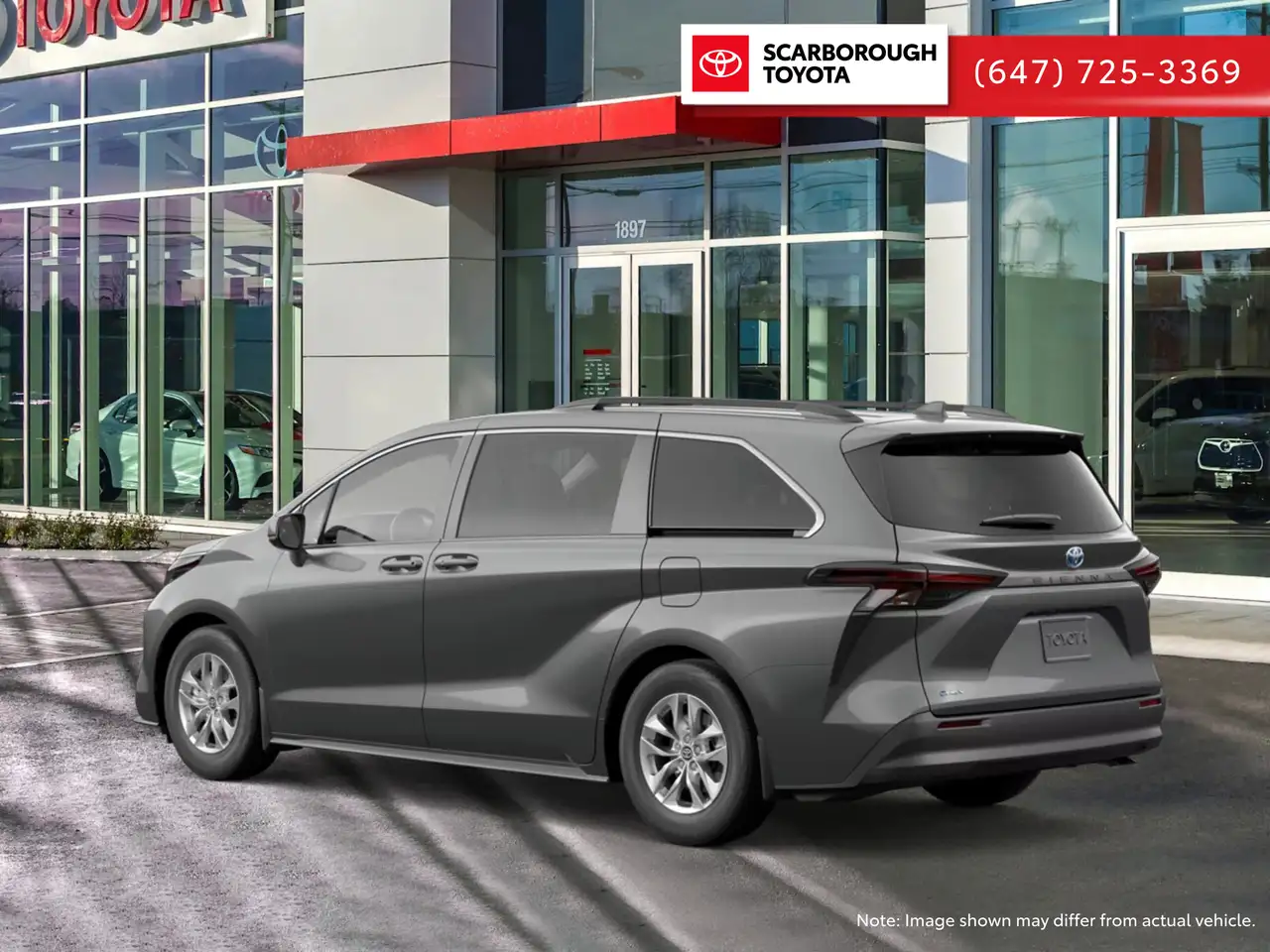 Toyota Sienna снимка Toyota Sienna