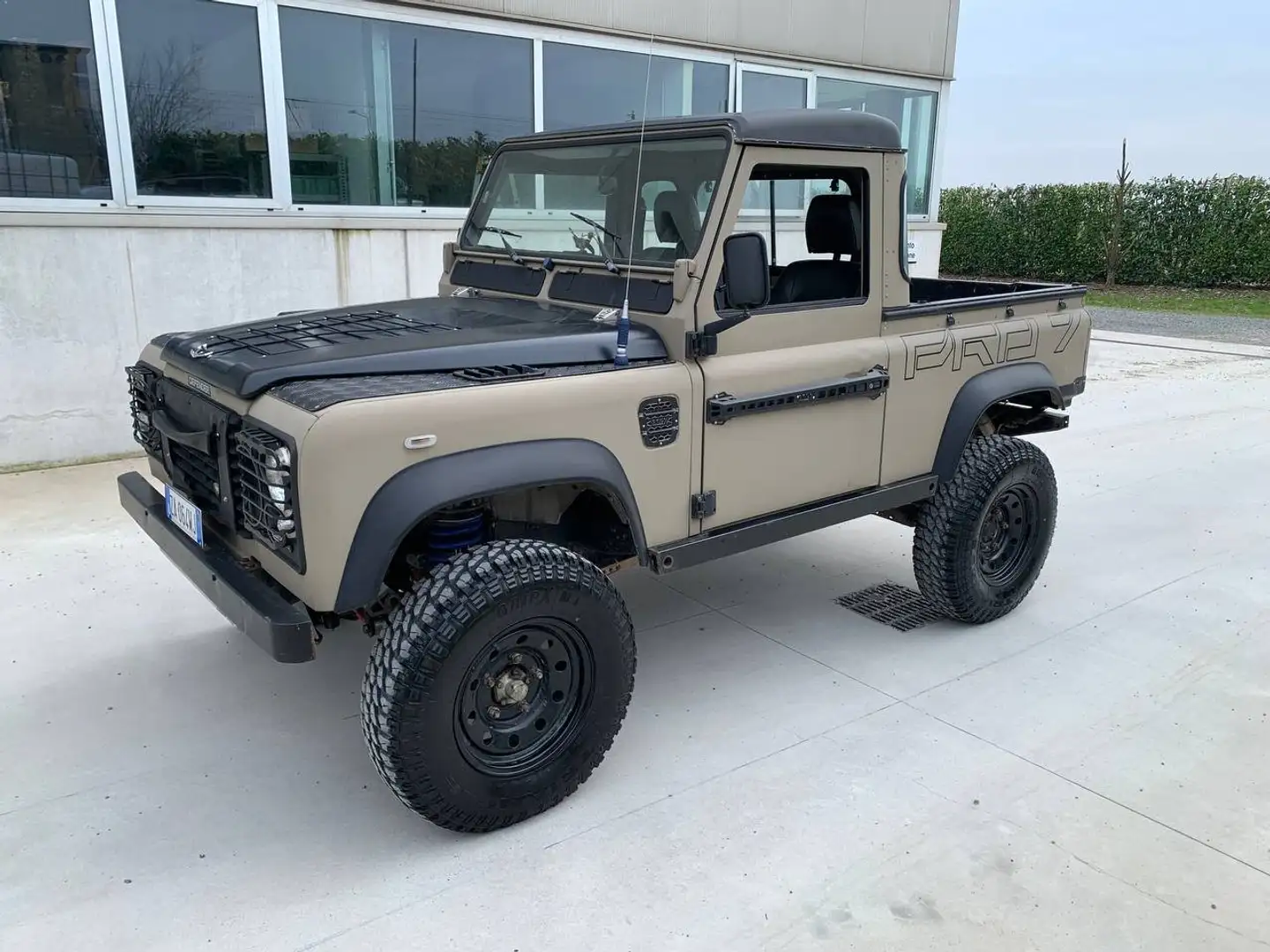 Land Rover Defender Defender 90 2.5 TDI ST Turbo II Pick Up Beige - 1