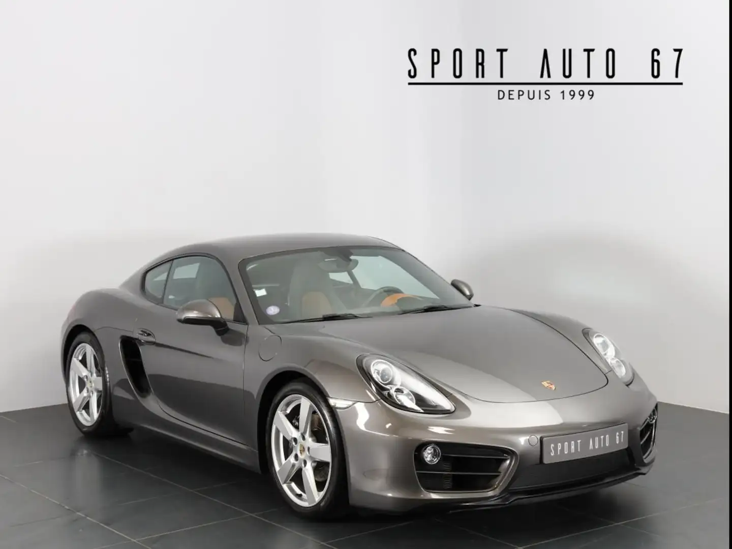 Porsche Cayman Flat 6 2.7L - 1