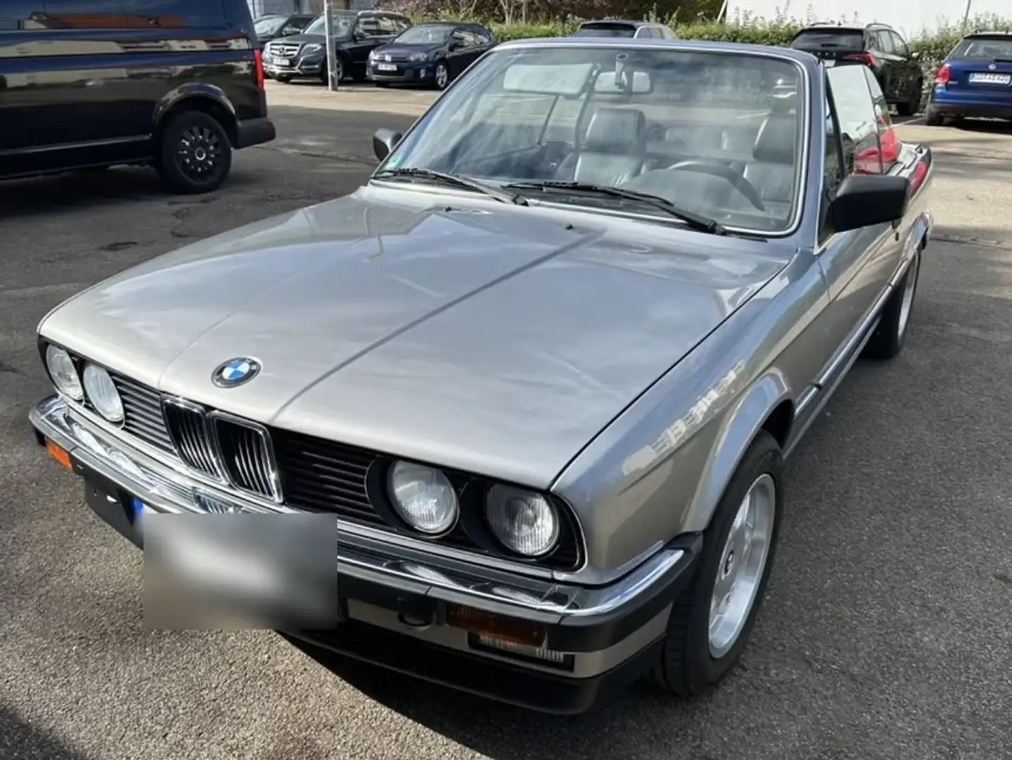 BMW 320 Šedá - 1