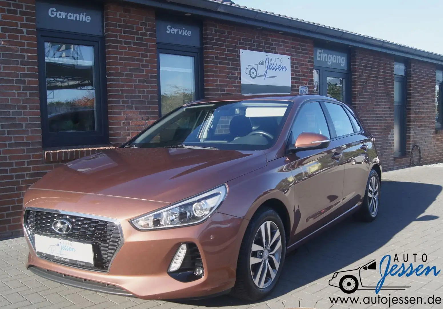 Hyundai i30 1.0 Ahk/RFK/Temp/Allwetter/Shz/Klima/Alu Brun - 1