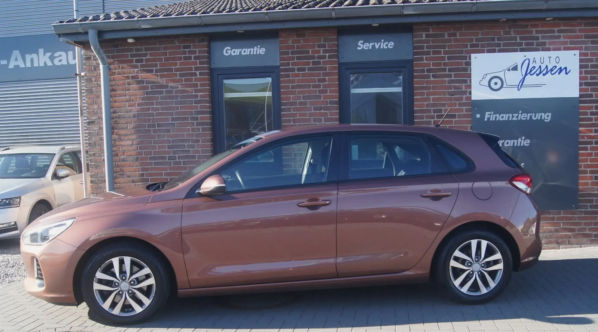 Hyundai i30 1.0 Ahk/RFK/Temp/Allwetter/Shz/Klima/Alu Brun - 2