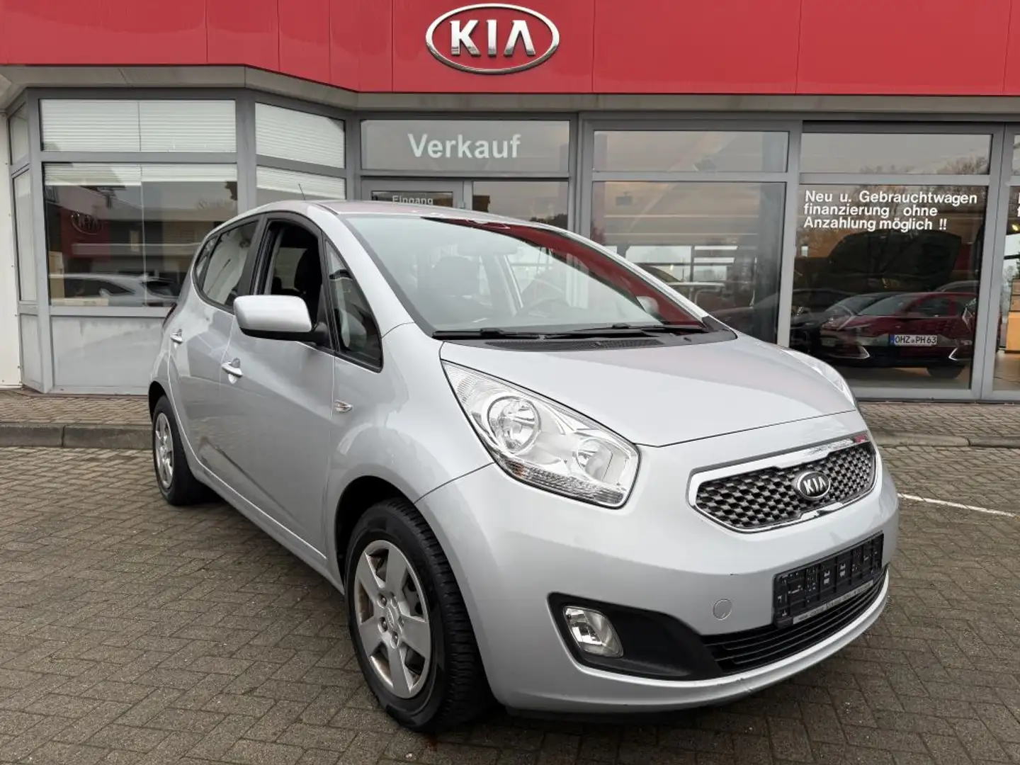 Kia Venga 1.4 CVVT Vision - 1
