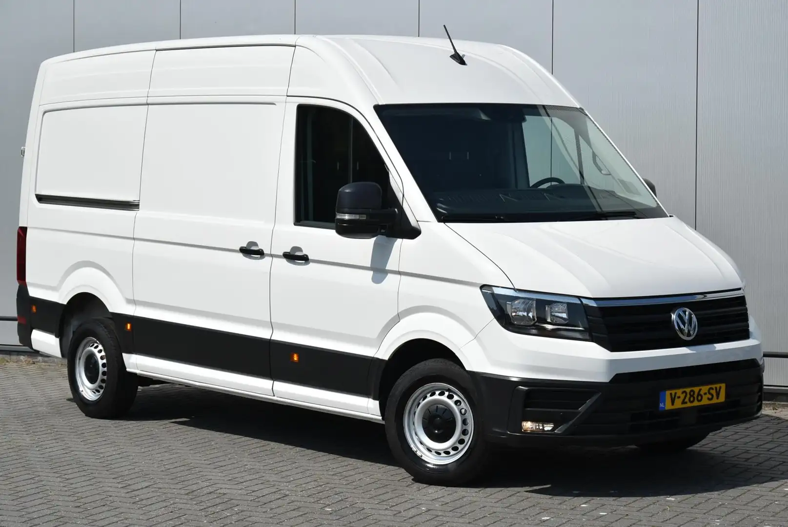 Volkswagen Crafter 2.0 TDI L3H3 140Pk Airco Navi Cruise Trekh Blanc - 1