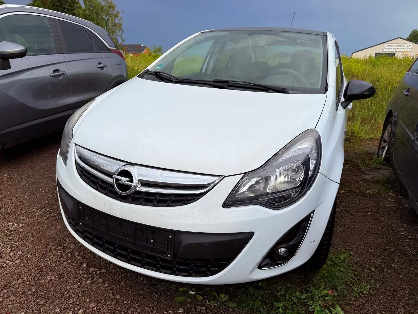 Opel Corsa Corsa 1.4i Black Edition moteur bloqué - 2