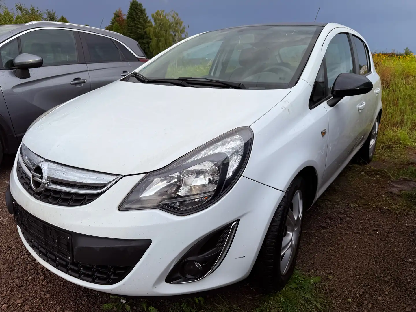 Opel Corsa Corsa 1.4i Black Edition moteur bloqué - 1