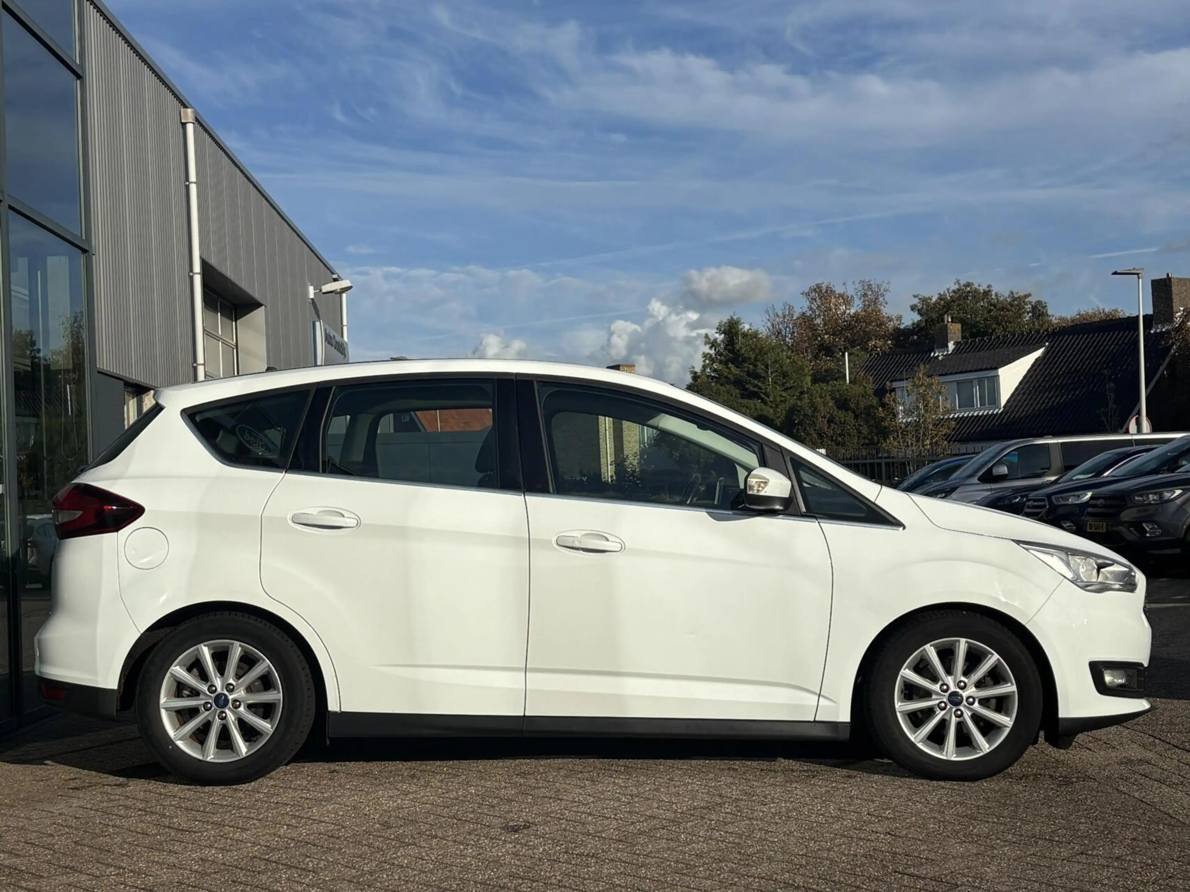 Ford C-Max 1.0 Titanium 125PK Panodak Cruise Elek. Achterklep — photo 10