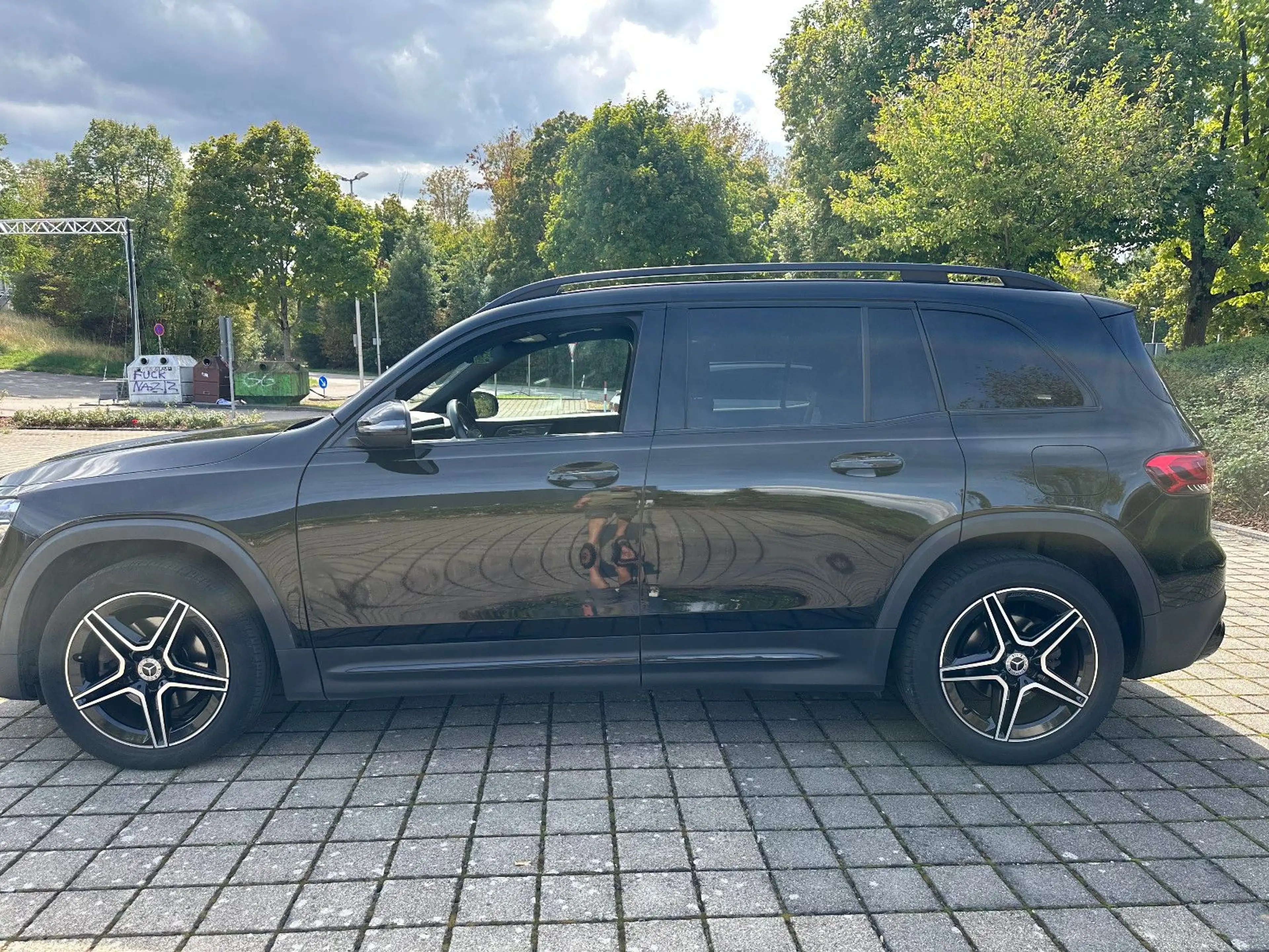 Mercedes-Benz GLB 200 AMG Line/Pano/MultibeamLED/Kamera — photo 5