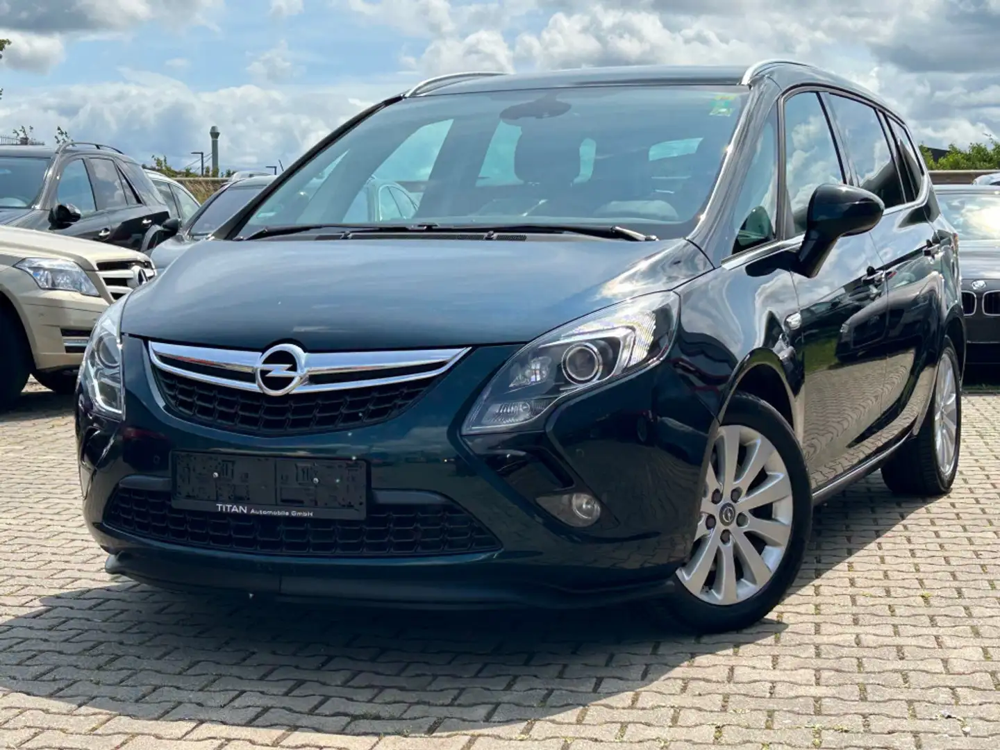 Opel Zafira Innovation 7-Sitzer Navi TÜV neu 8-fach Grün - 1