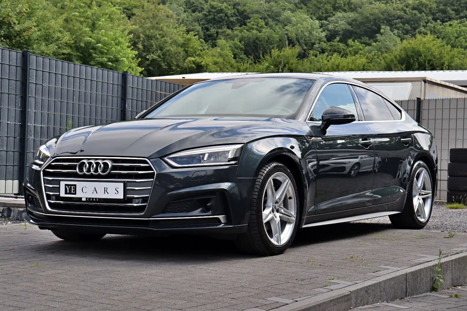 Audi A5 Sportback S Line+ 2.0TDI MATRIX*MMI+*CAR PLAY Grau - 1