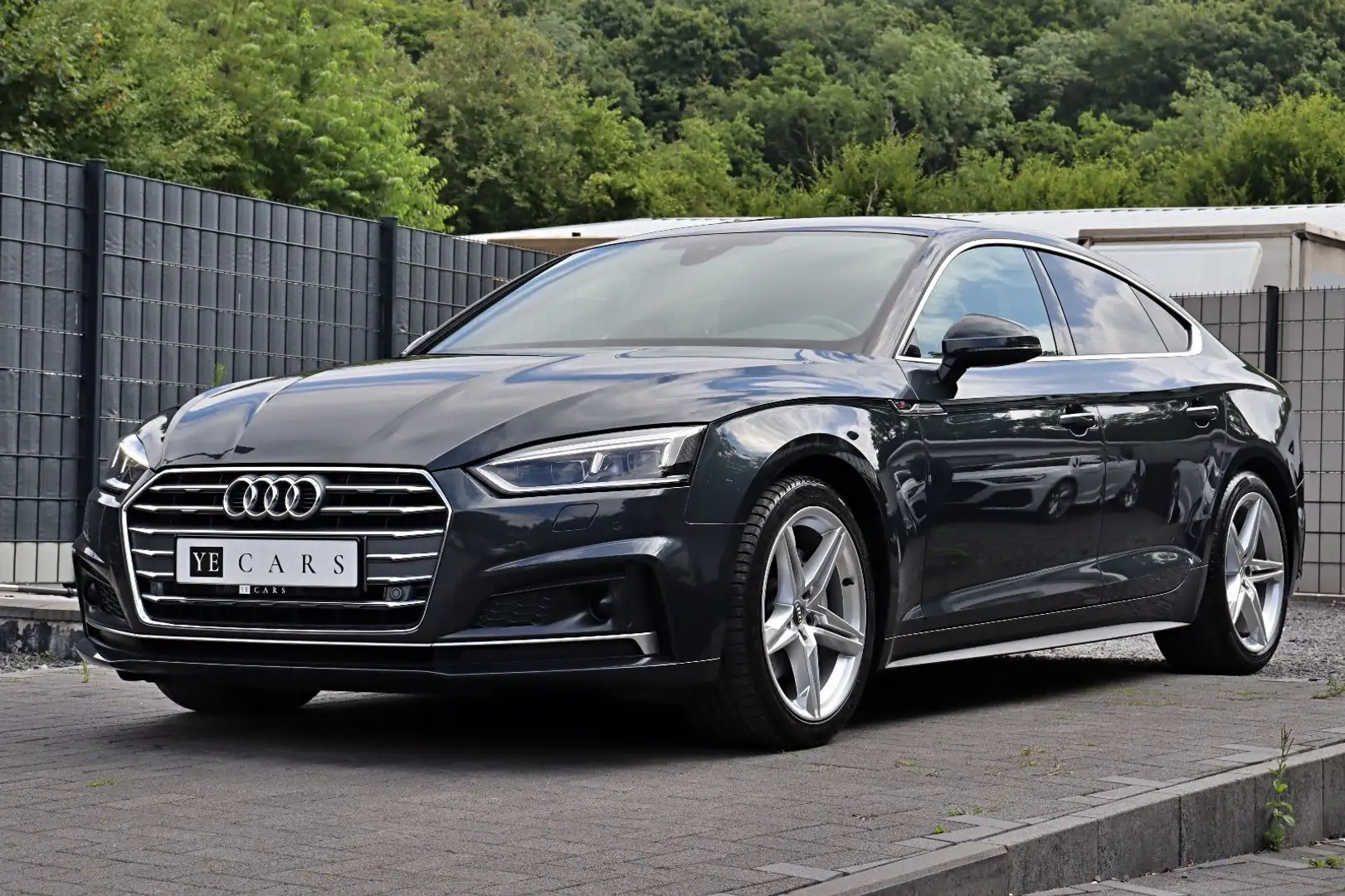 Audi A5 Sportback S Line+ 2.0TDI MATRIX*MMI+*CAR PLAY Grau - 2