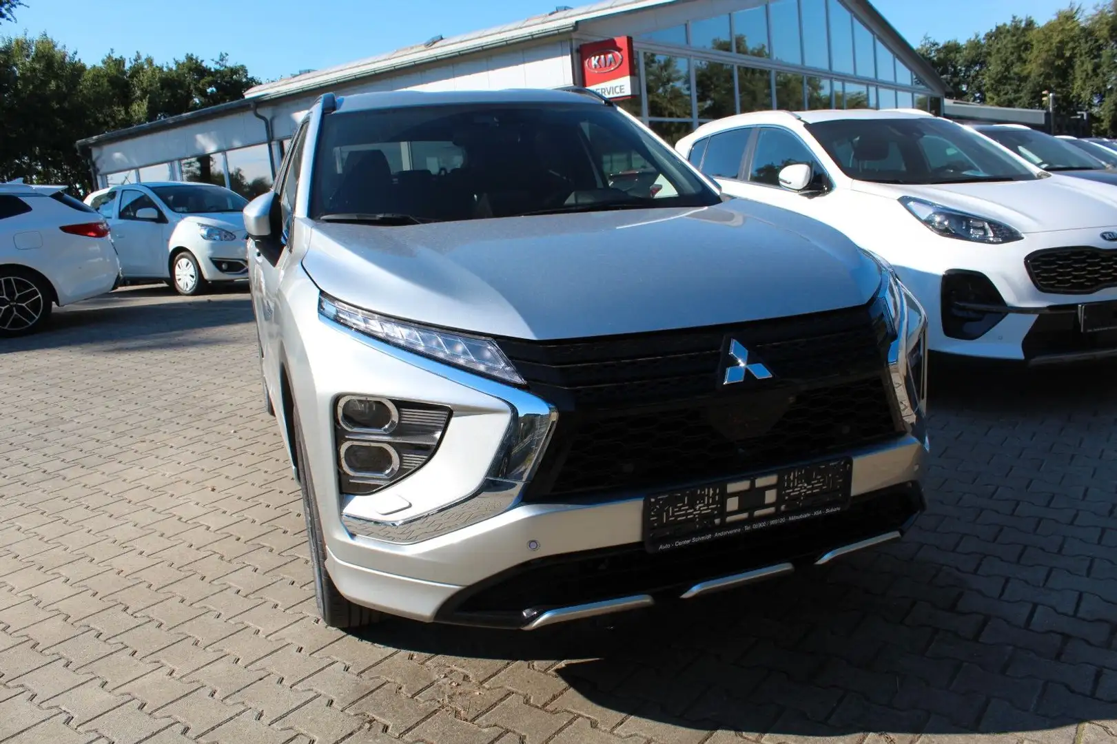 Mitsubishi Eclipse Cross 2.4 PLUG-IN HYBRID 4WD TOP Silver - 1