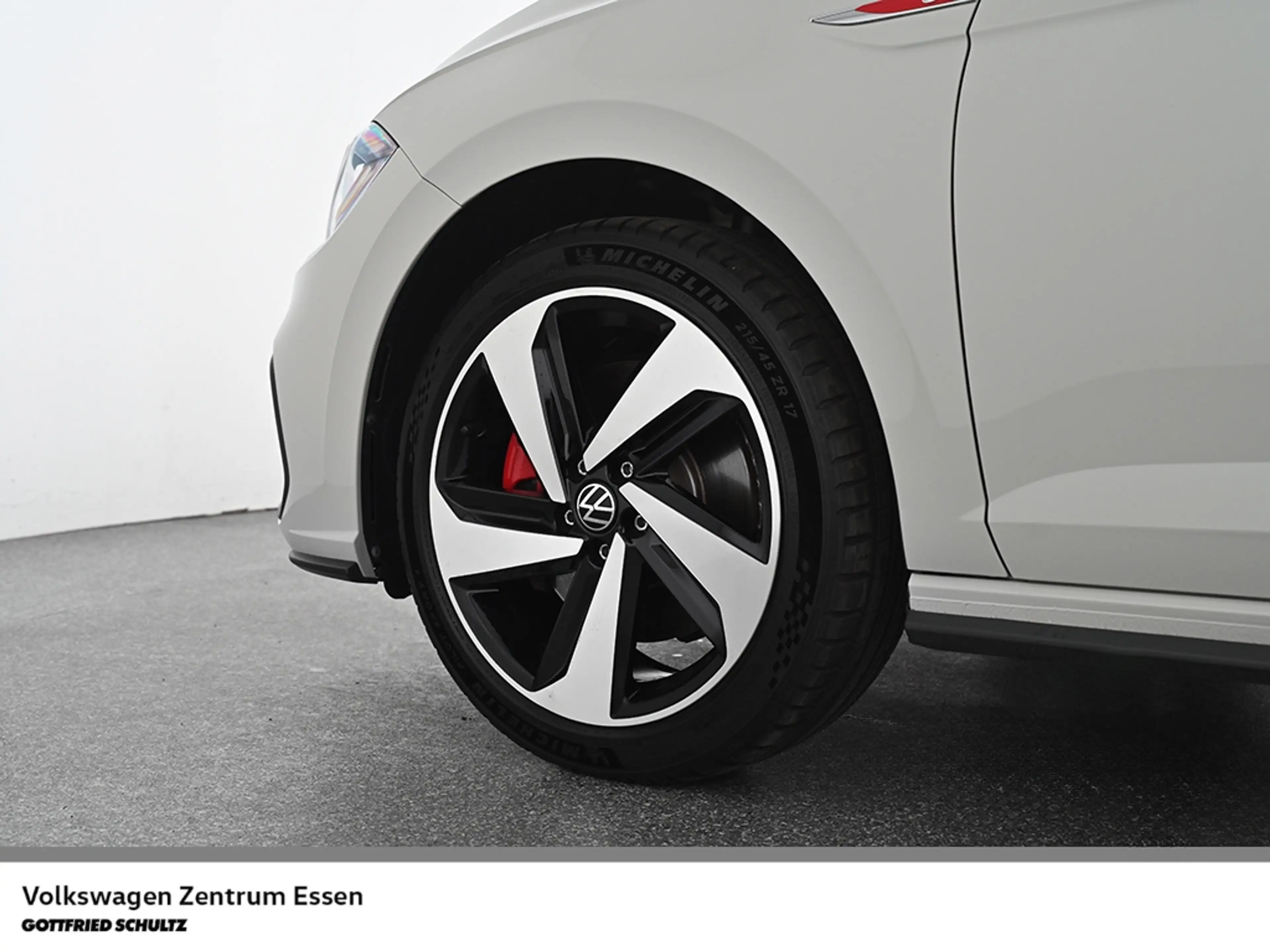 Volkswagen Polo GTI DSG Matrix LED SHZ Navi IQ.Drive — photo 5