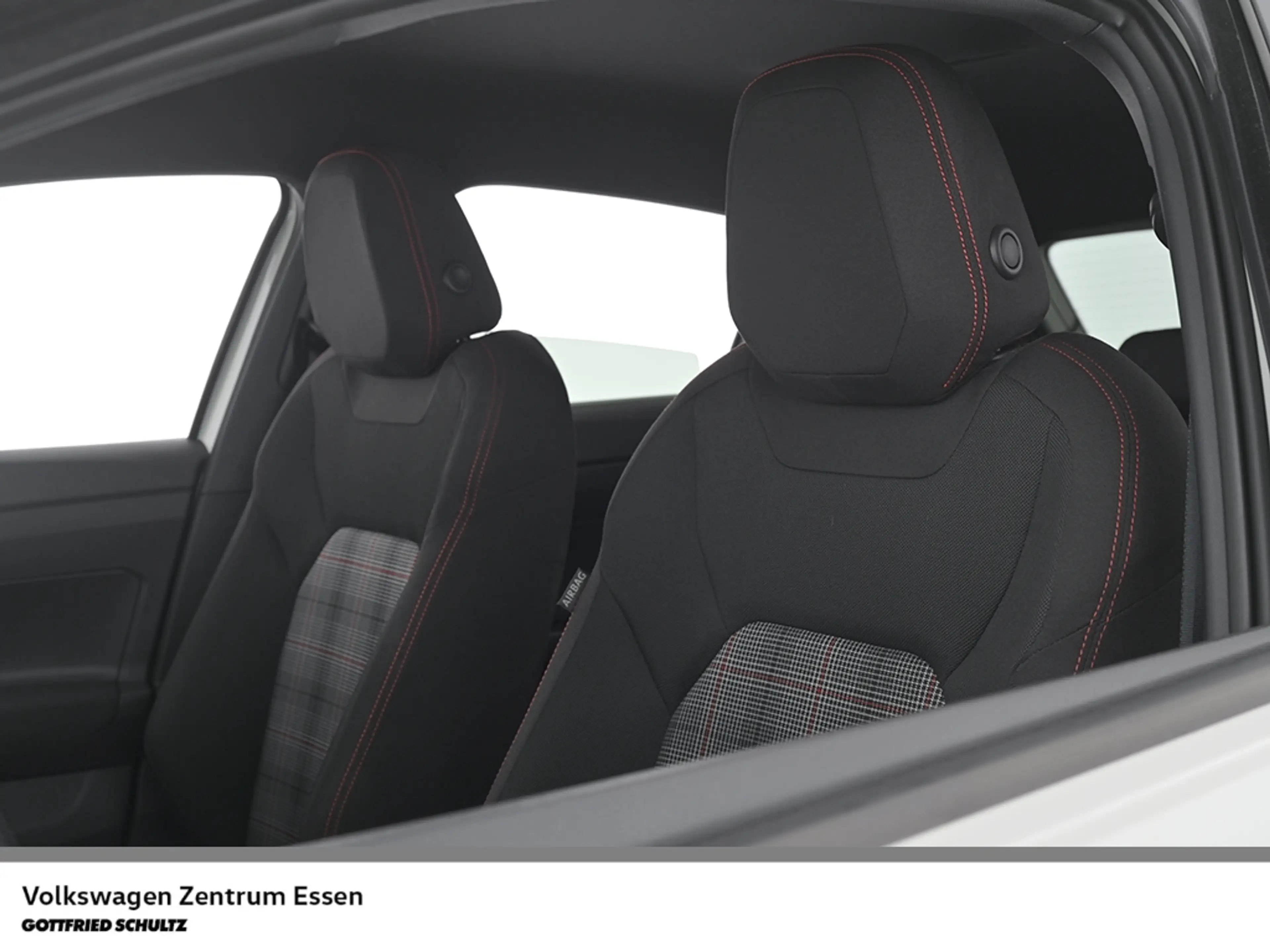 Volkswagen Polo GTI DSG Matrix LED SHZ Navi IQ.Drive — photo 9