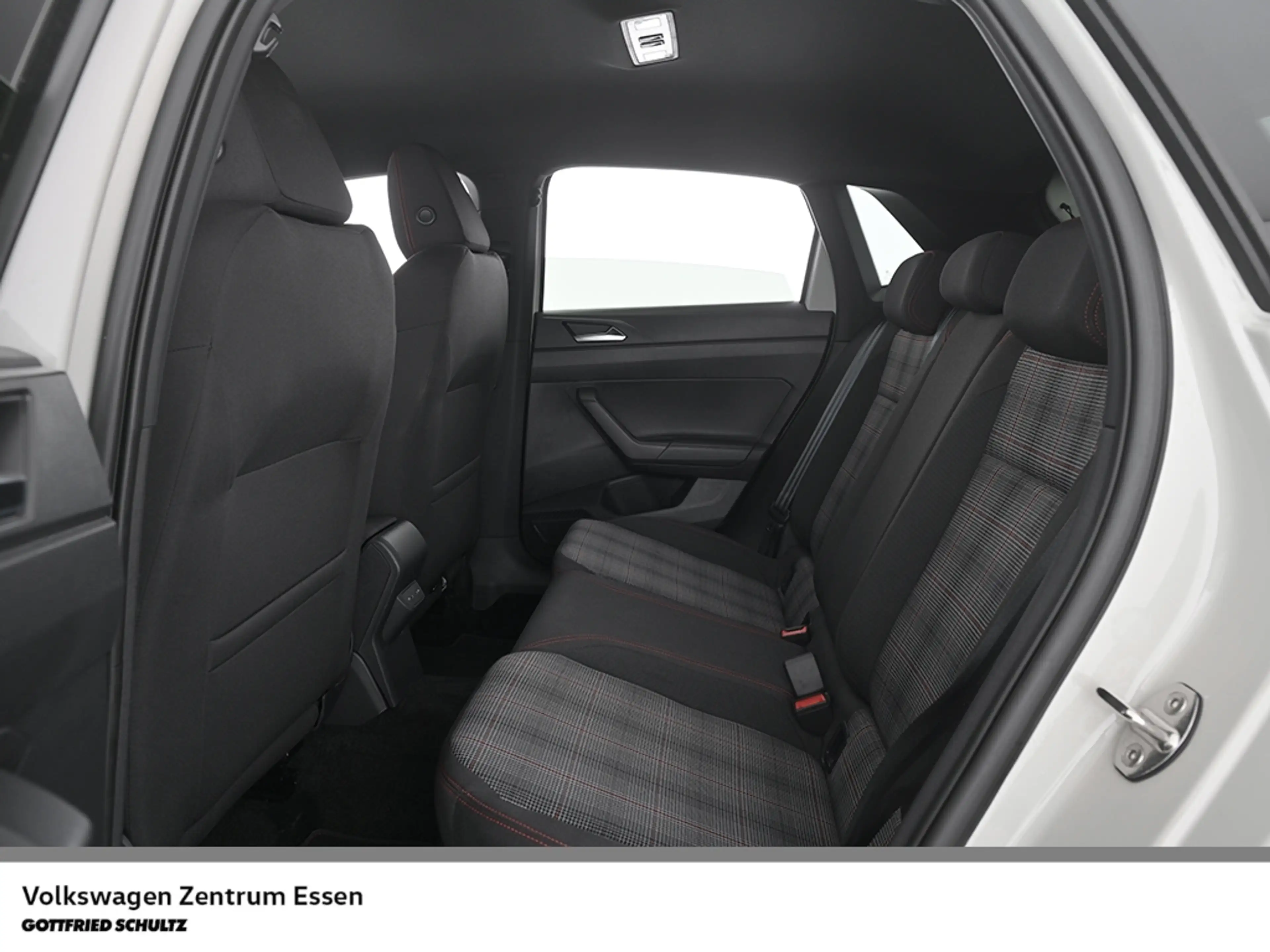 Volkswagen Polo GTI DSG Matrix LED SHZ Navi IQ.Drive — photo 11