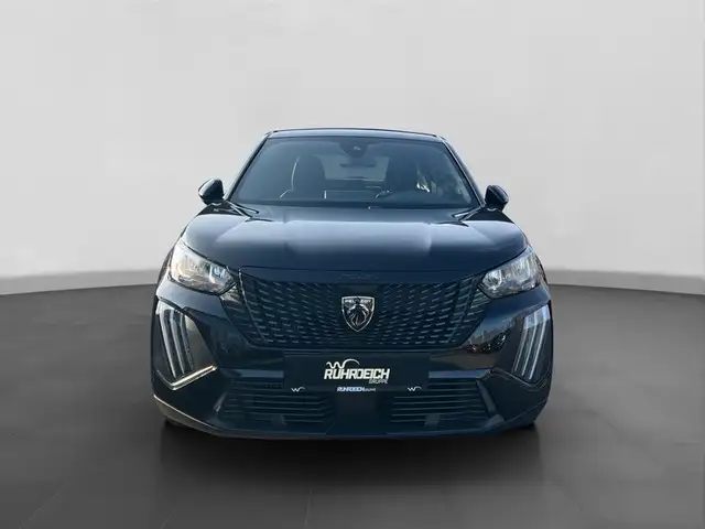 Peugeot 2008 view 6