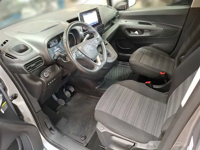 Opel Combo Life view 8
