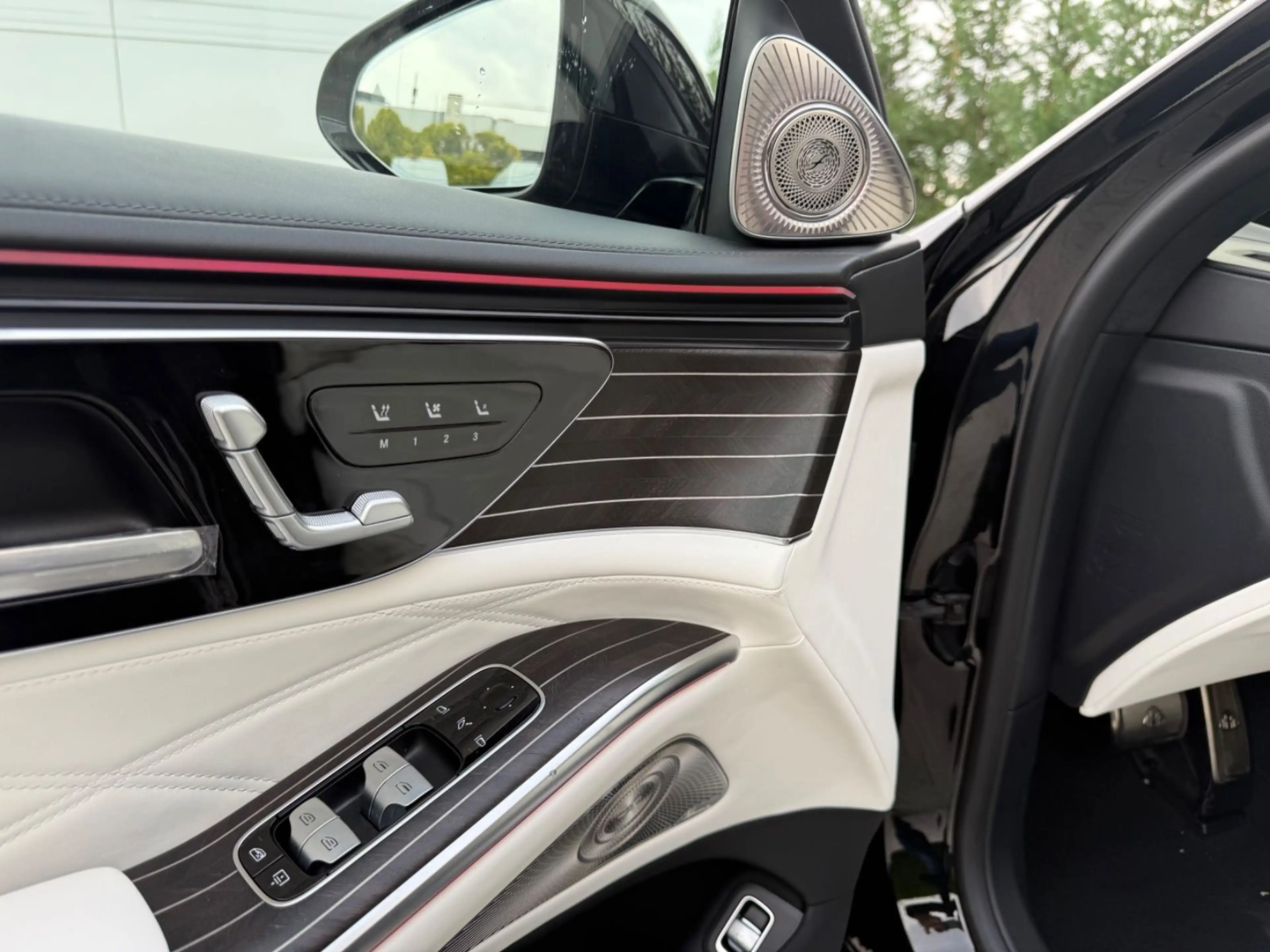 Mercedes-Benz S 580 MAYBACH -NIGHT SERIES-|WEISS|4D-BURMESTER|E-BODY — photo 15