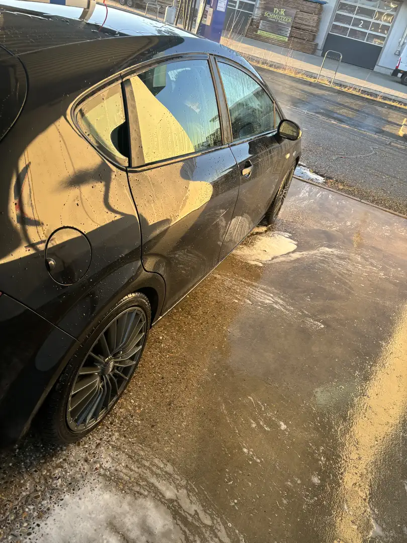 SEAT Leon 1.6 Reference Schwarz - 2