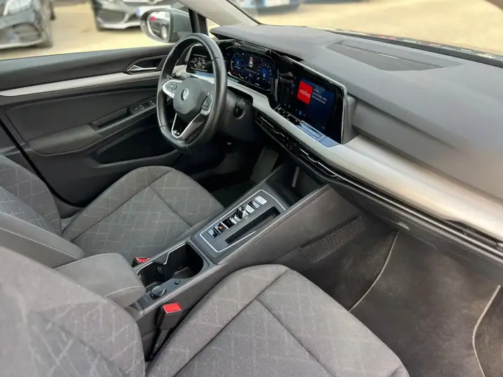 Volkswagen Golf 2022, foto 14