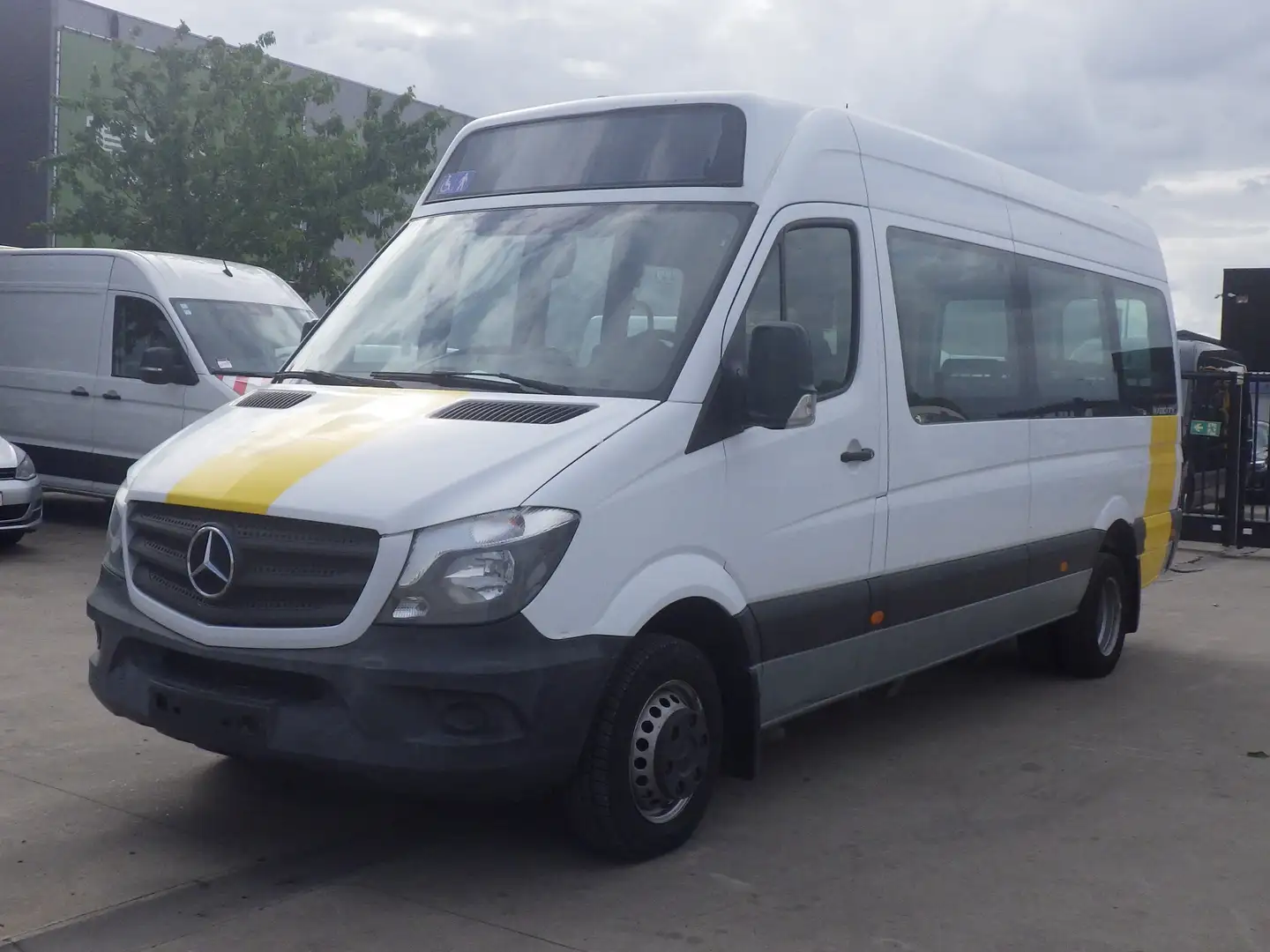 Mercedes-Benz Sprinter 513 BUS (Stock ID 35319) White - 1