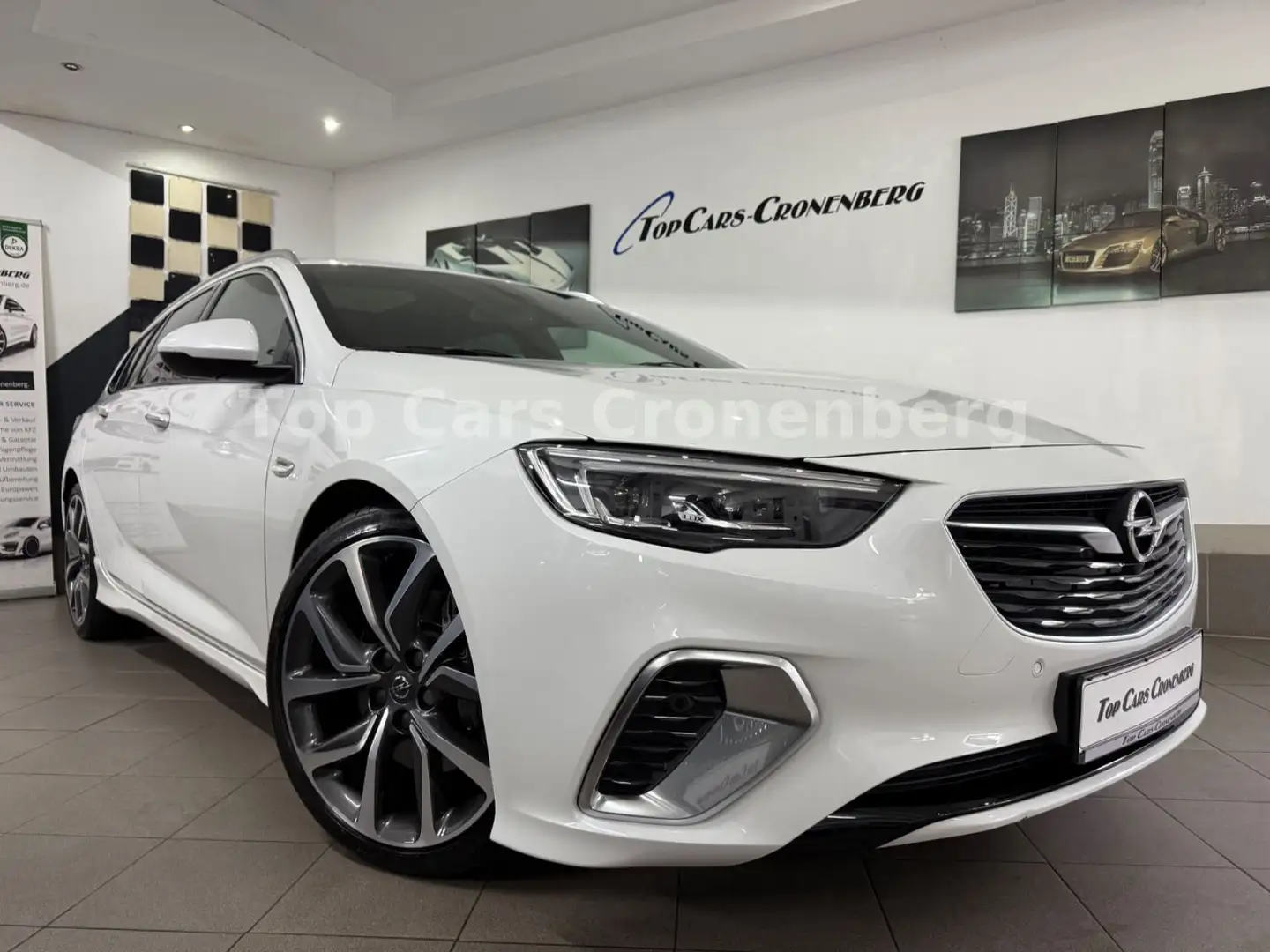 Opel Insignia B Sports Tourer GSi 4x4*Pano*HUD*AHK* Weiß - 1
