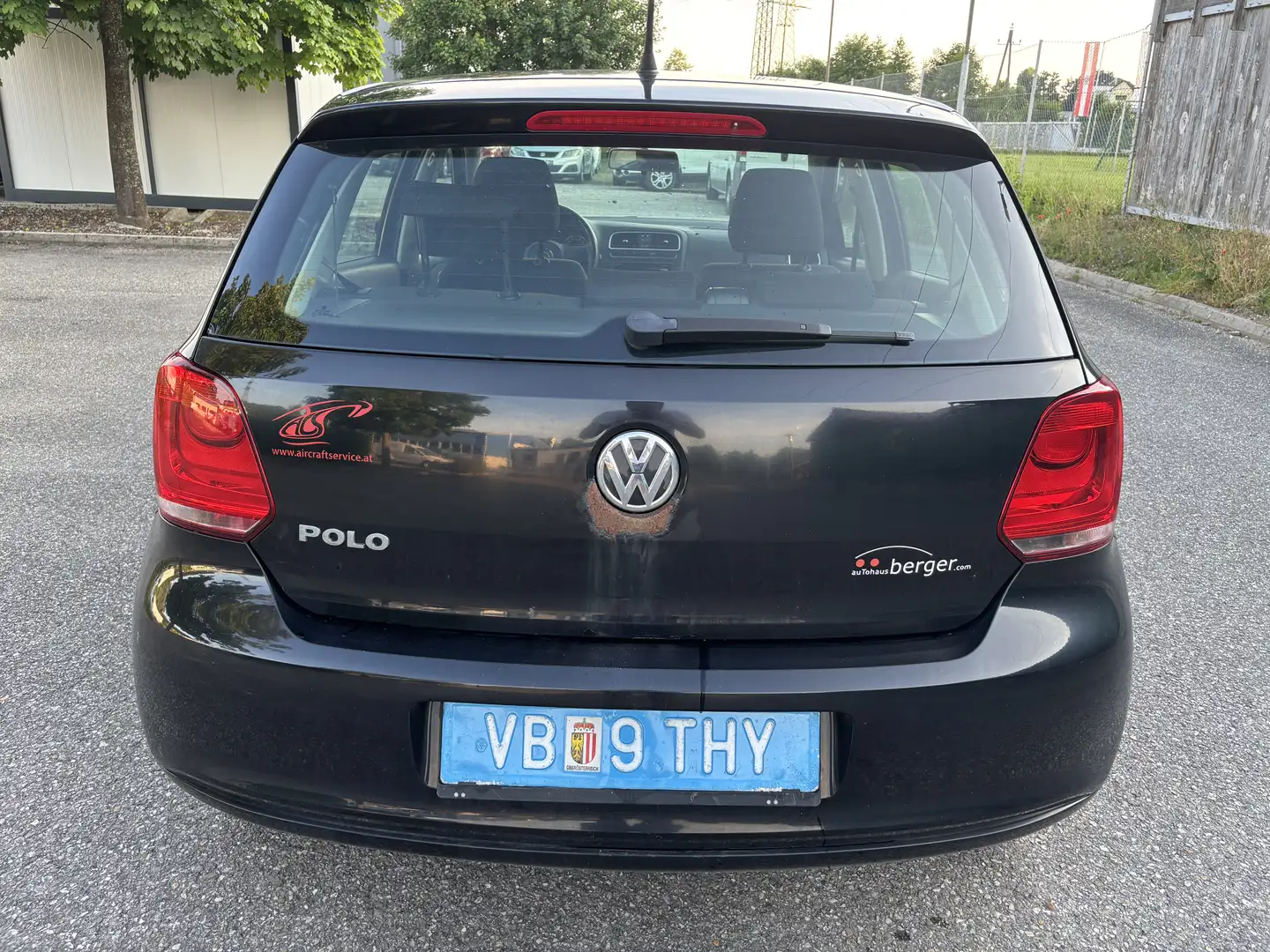 Volkswagen Polo 1.2 Trendline Schwarz - 1