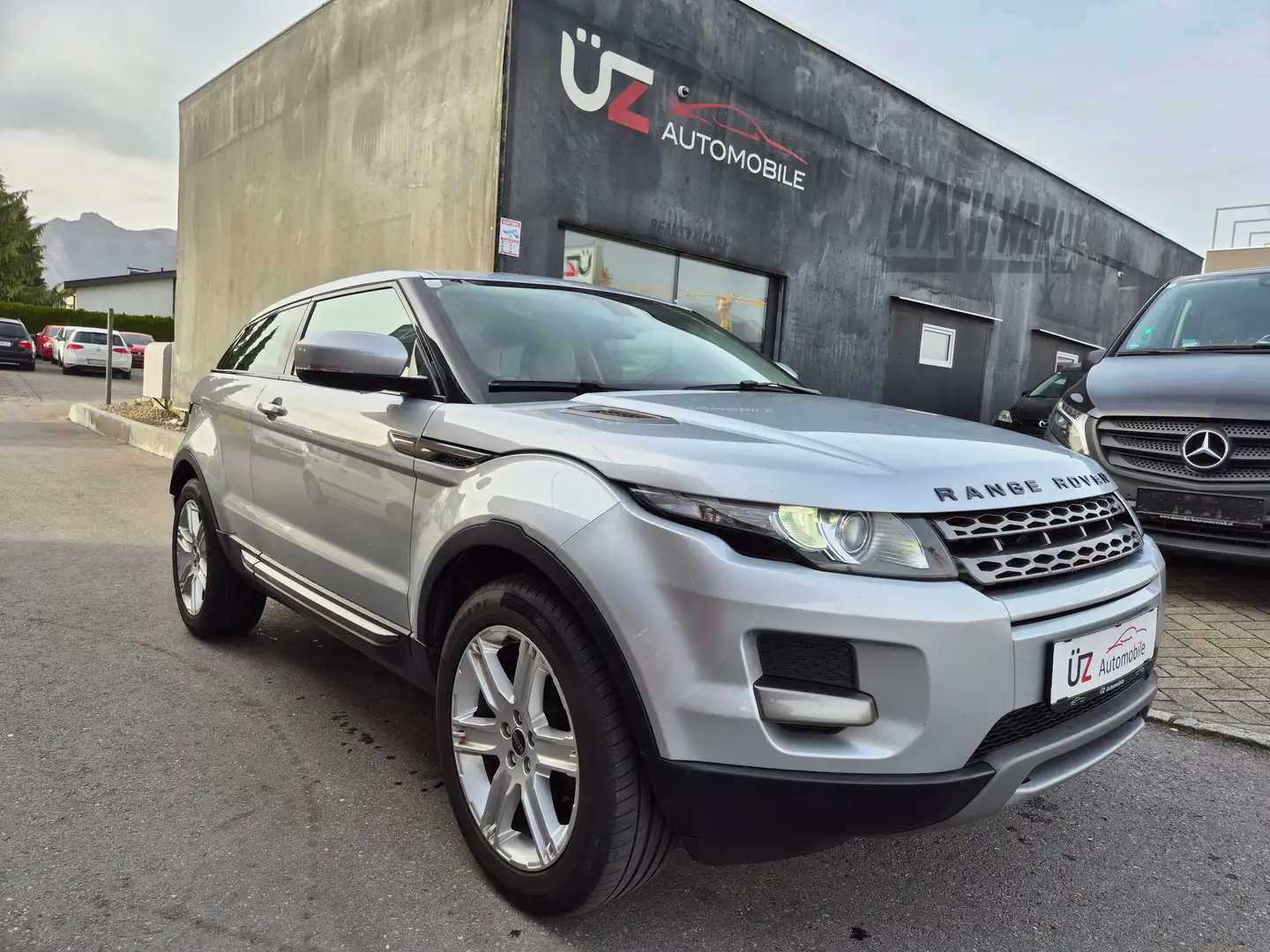 Land Rover Range Rover Evoque *** ALLRAD *** Pure Grau - 1