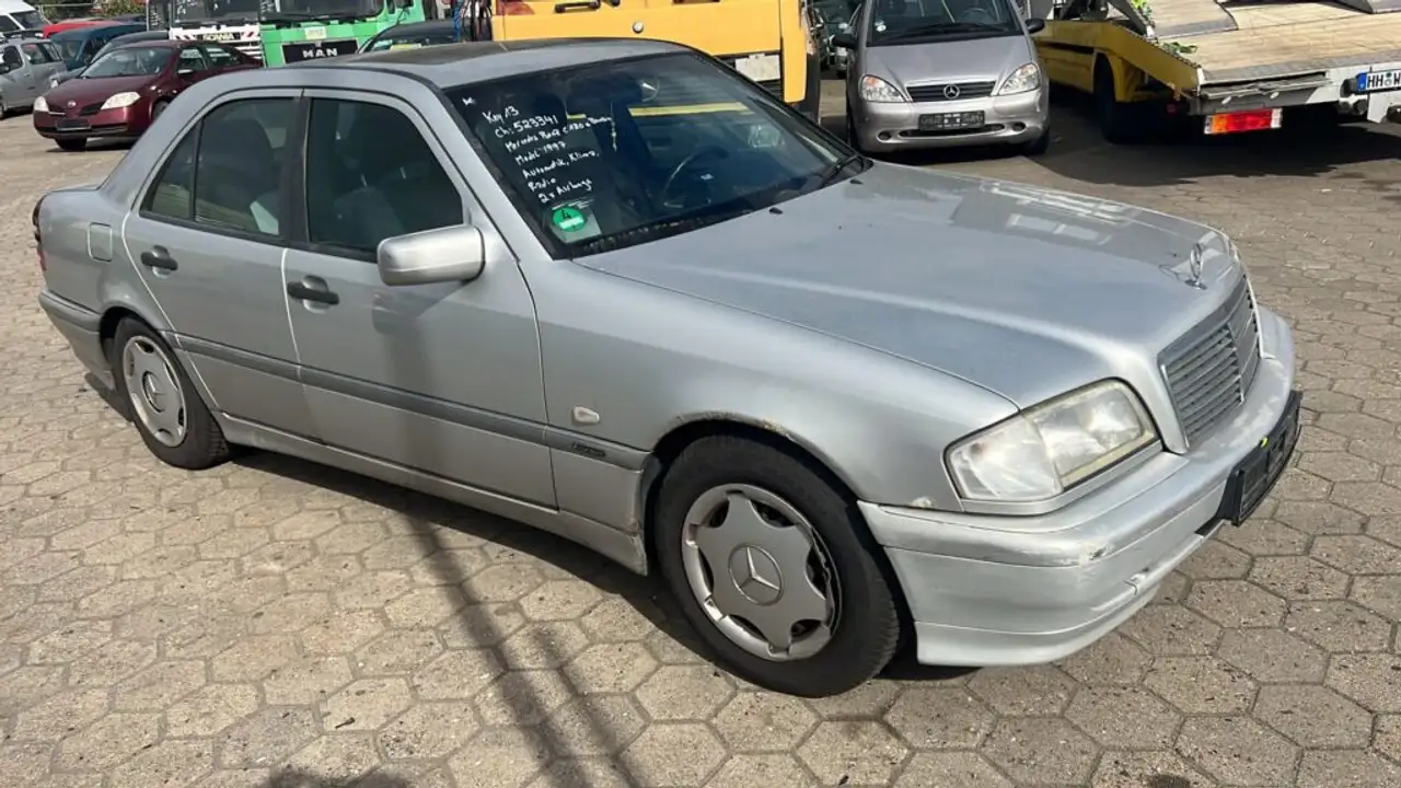 Mercedes-Benz C 180 Esprit, foto 1