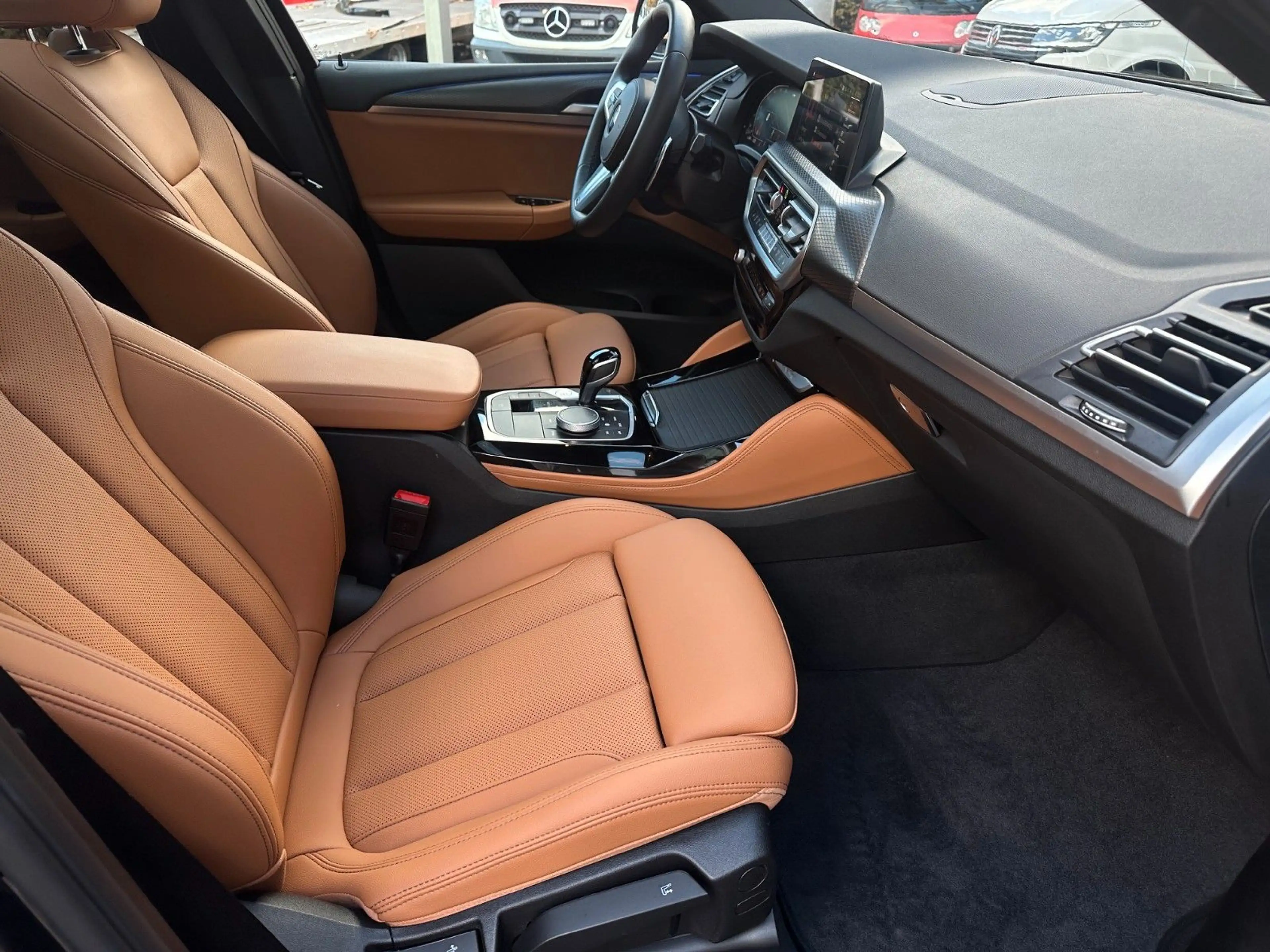BMW X4 20d M Sport Panorama AHK Laser HUD DAB — photo 12
