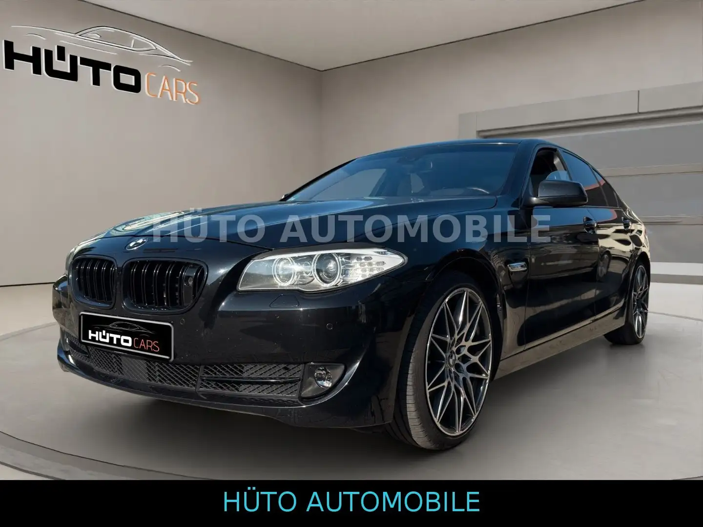 BMW 530 d StandHeizung HUD MPro PANO Schwarz - 1