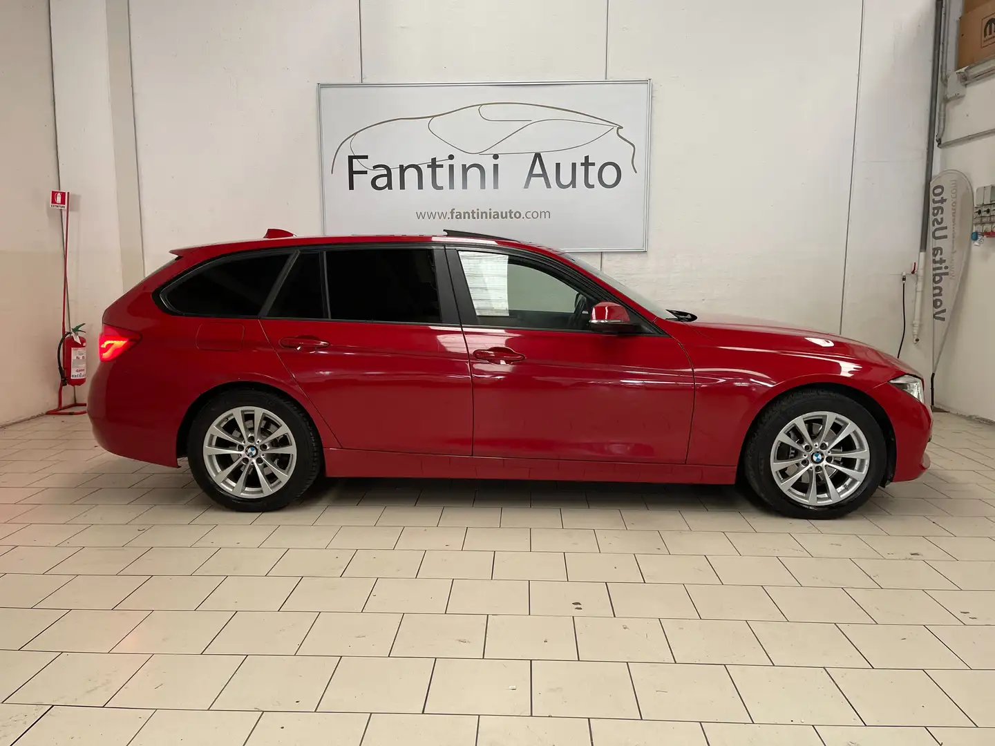 BMW 320 d  Touring Sport 190cv xdrive c.auto-LEGGI-SOTTO Rosso - 2