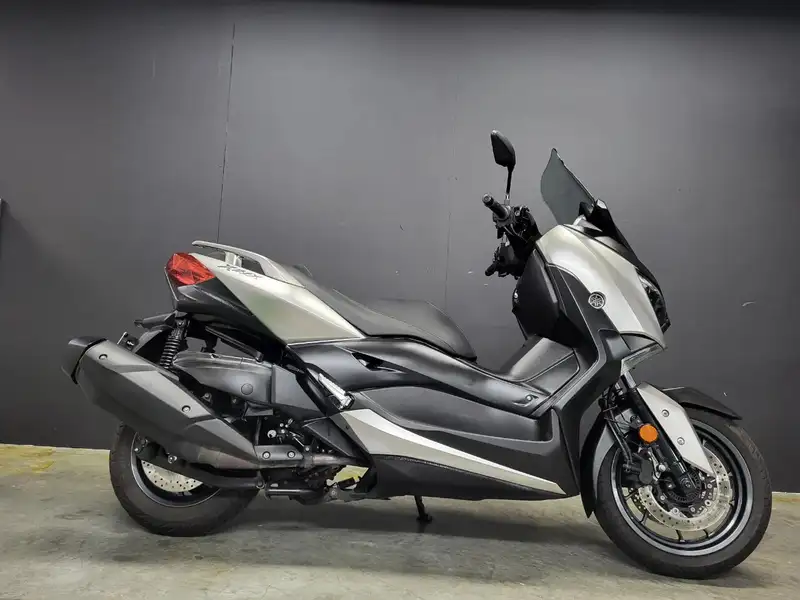 Yamaha X-Max 400 - foto 2