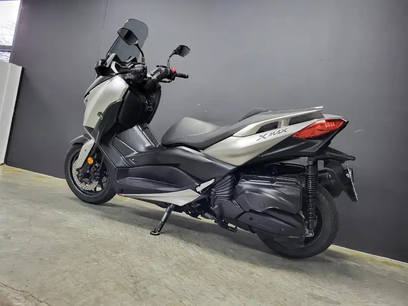 Yamaha X-Max 400 - foto 6