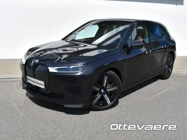 BMW iX xDrive40 - HK | 360° | TH