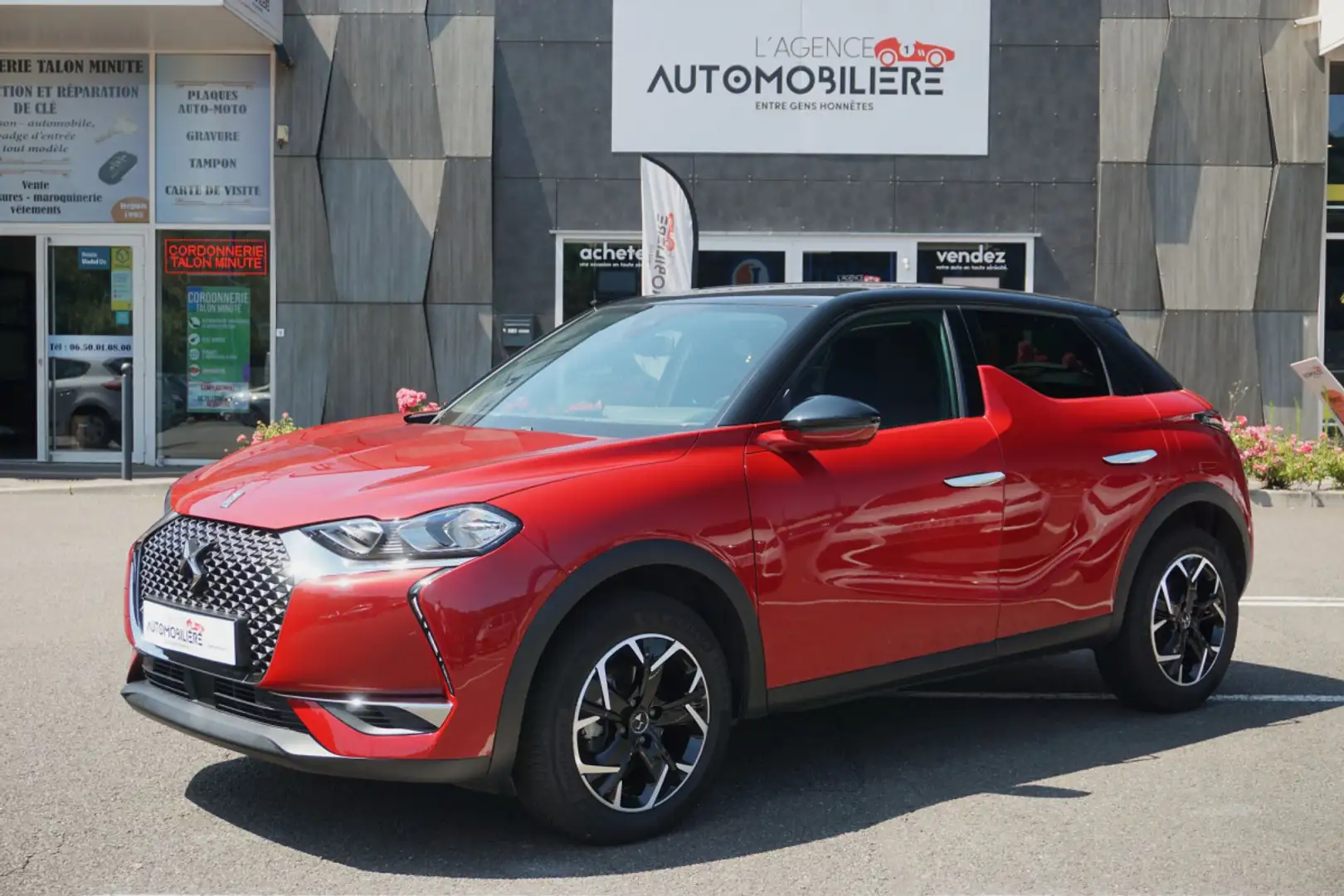 DS Automobiles DS 3 Crossback 1.2 130 ch EAT8 Bastille 16000km Red - 1