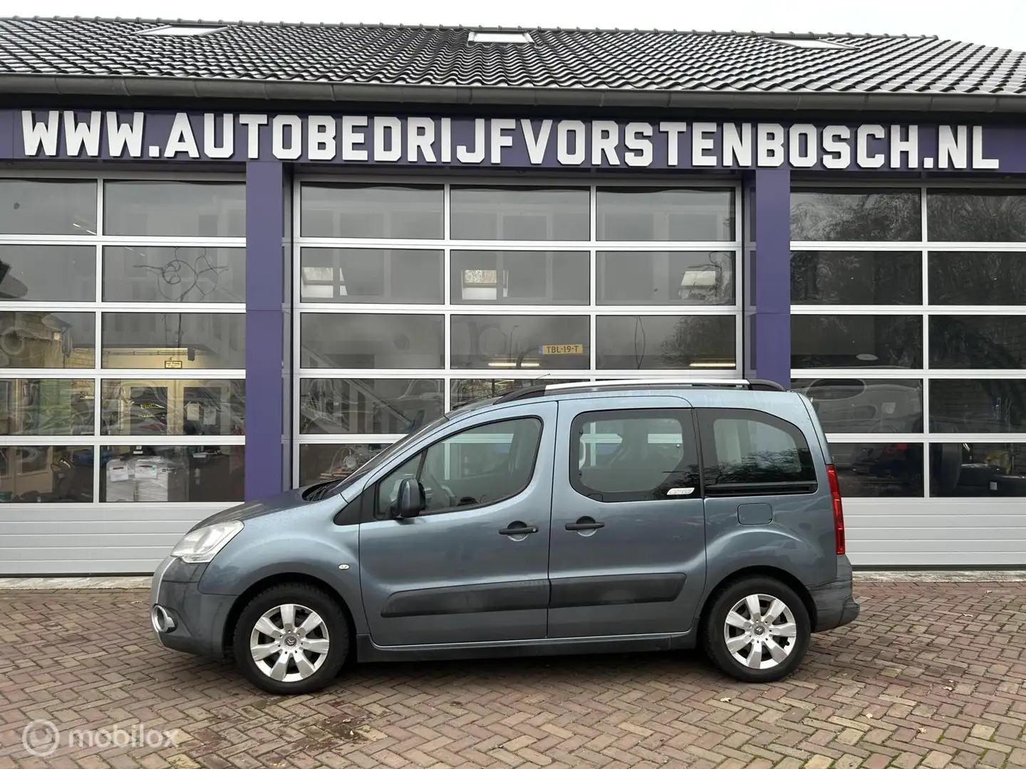 Citroen Berlingo combi 1.6 VTi 120 XTR * AIRCO * TREKHAAK * Grijs - 2
